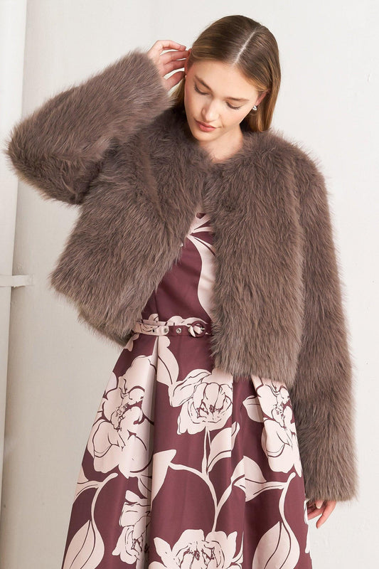 PLUSH ESCAPE MOCHA/CREAM FAUX FUR CROPPED JACKET