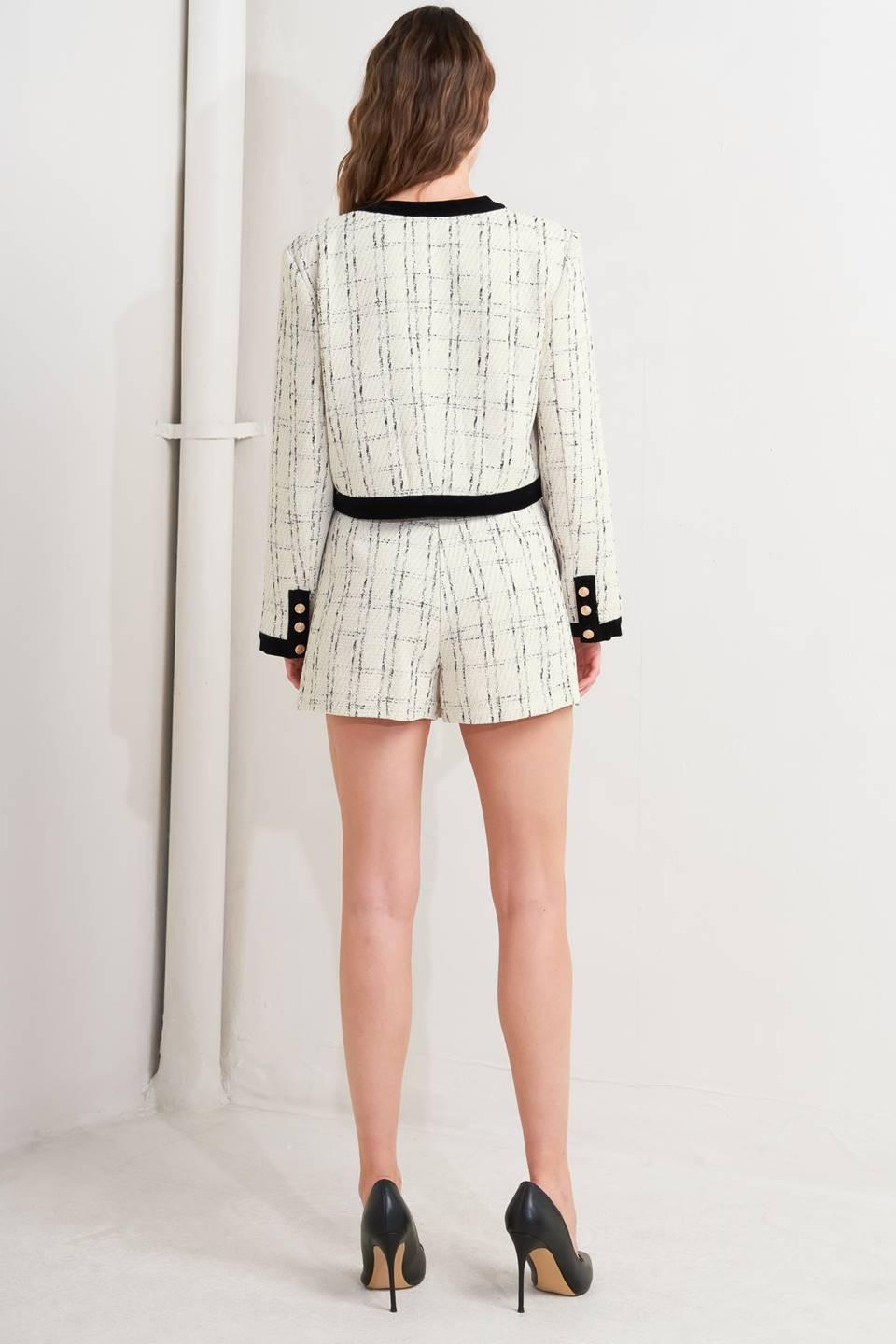 CHAQUETA CORTA DE TWEED TEJIDO CON DESTINO A PARÍS