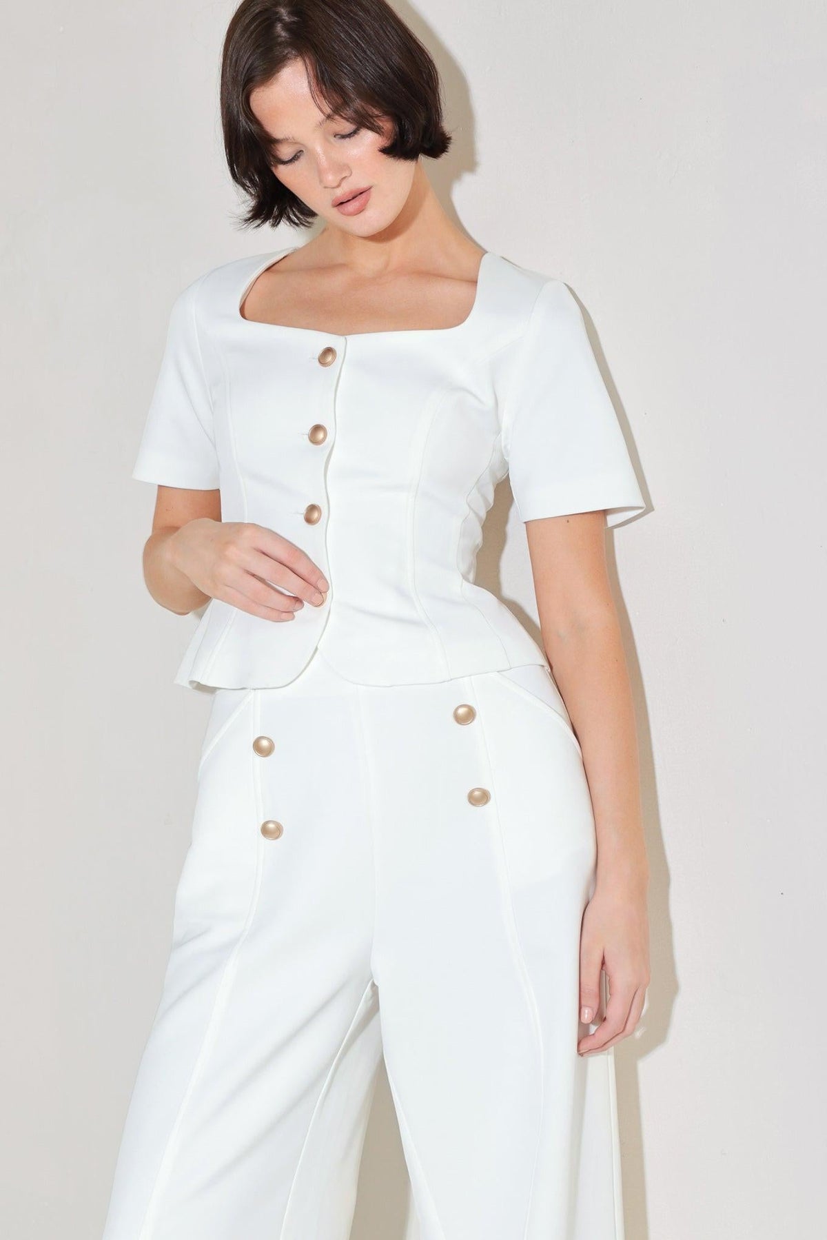 MINIMAL PRESTIGE WOVEN TOP