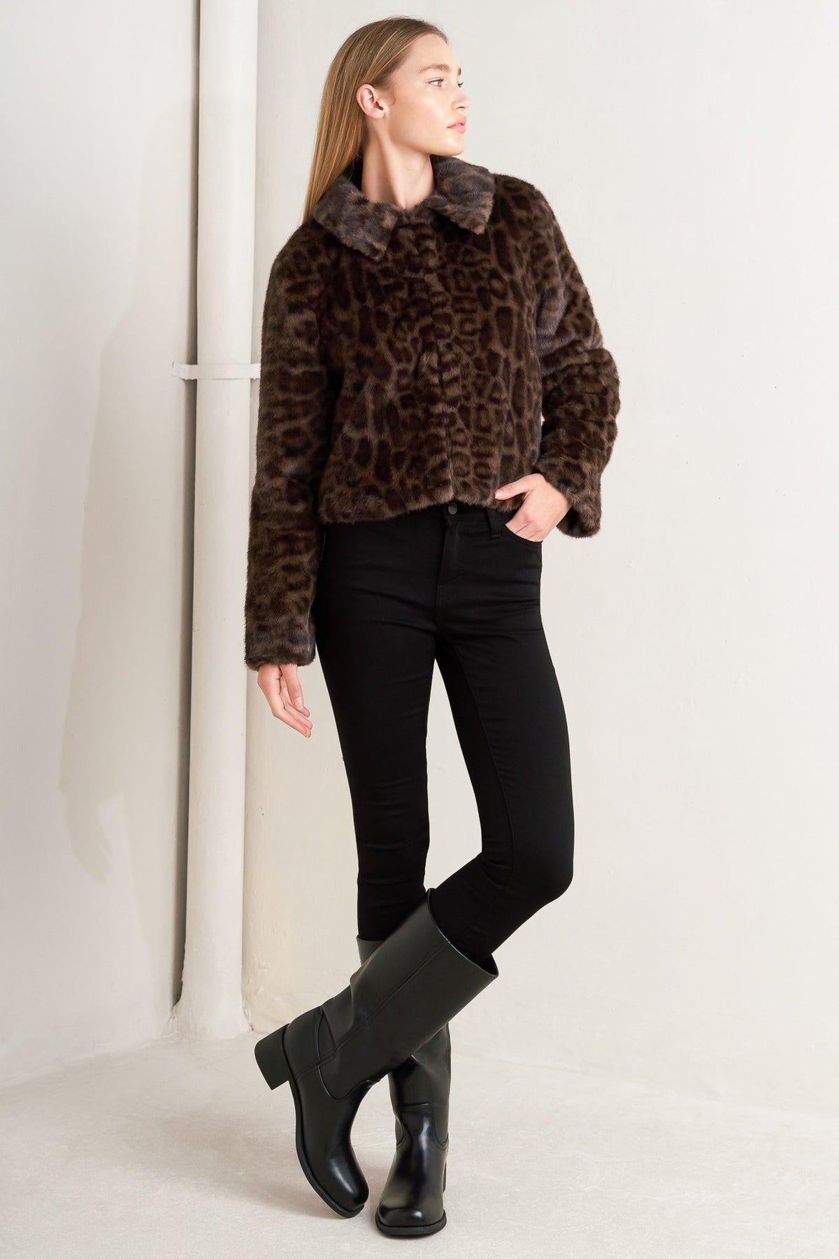 CHAQUETA DE PIEL SINTÉTICA WILD FAME