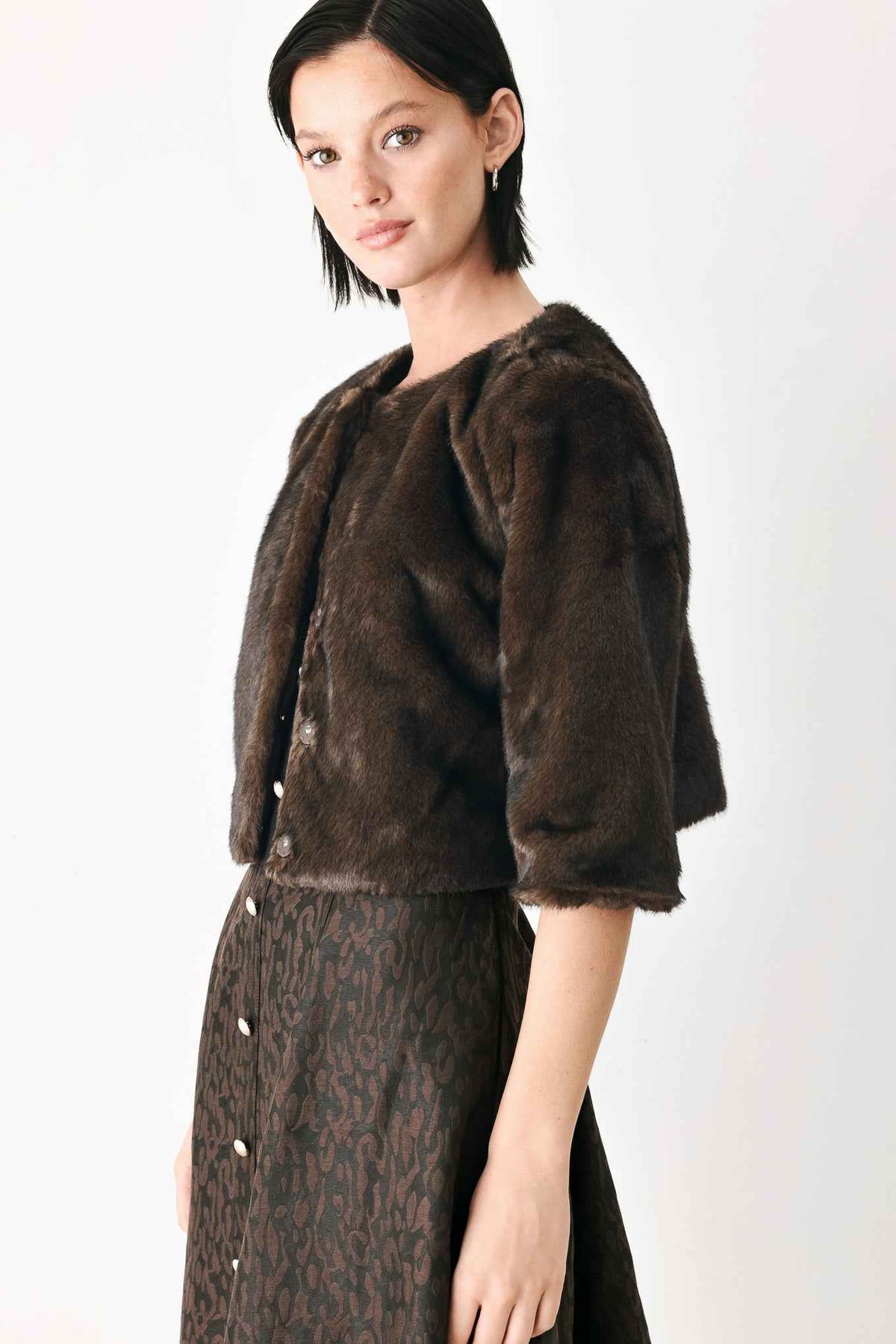 COCOON CHARM BROWN FAUX FUR CROPPED JACKET