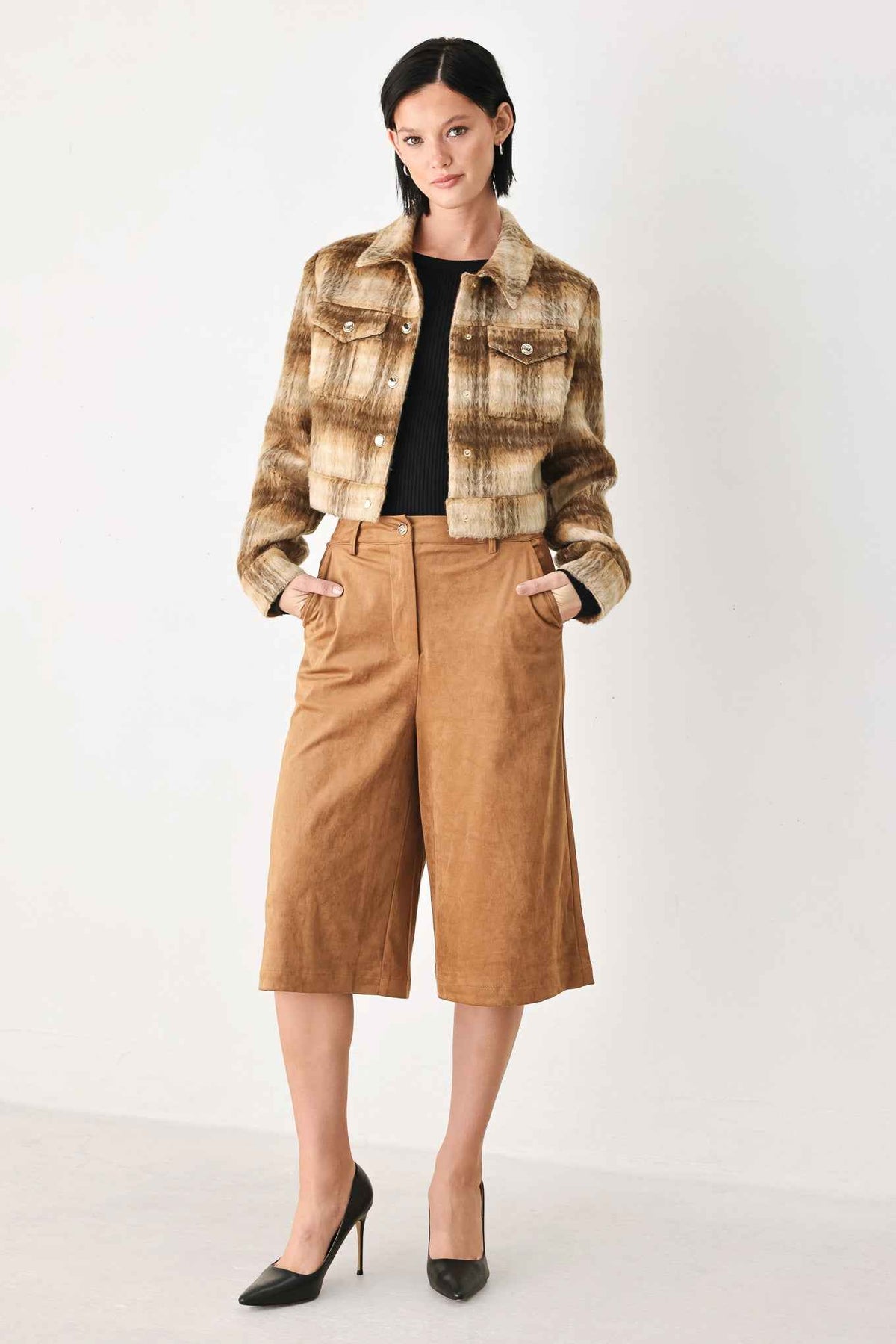 AUTUMN IN ASPEN PLAID CROP JACKET