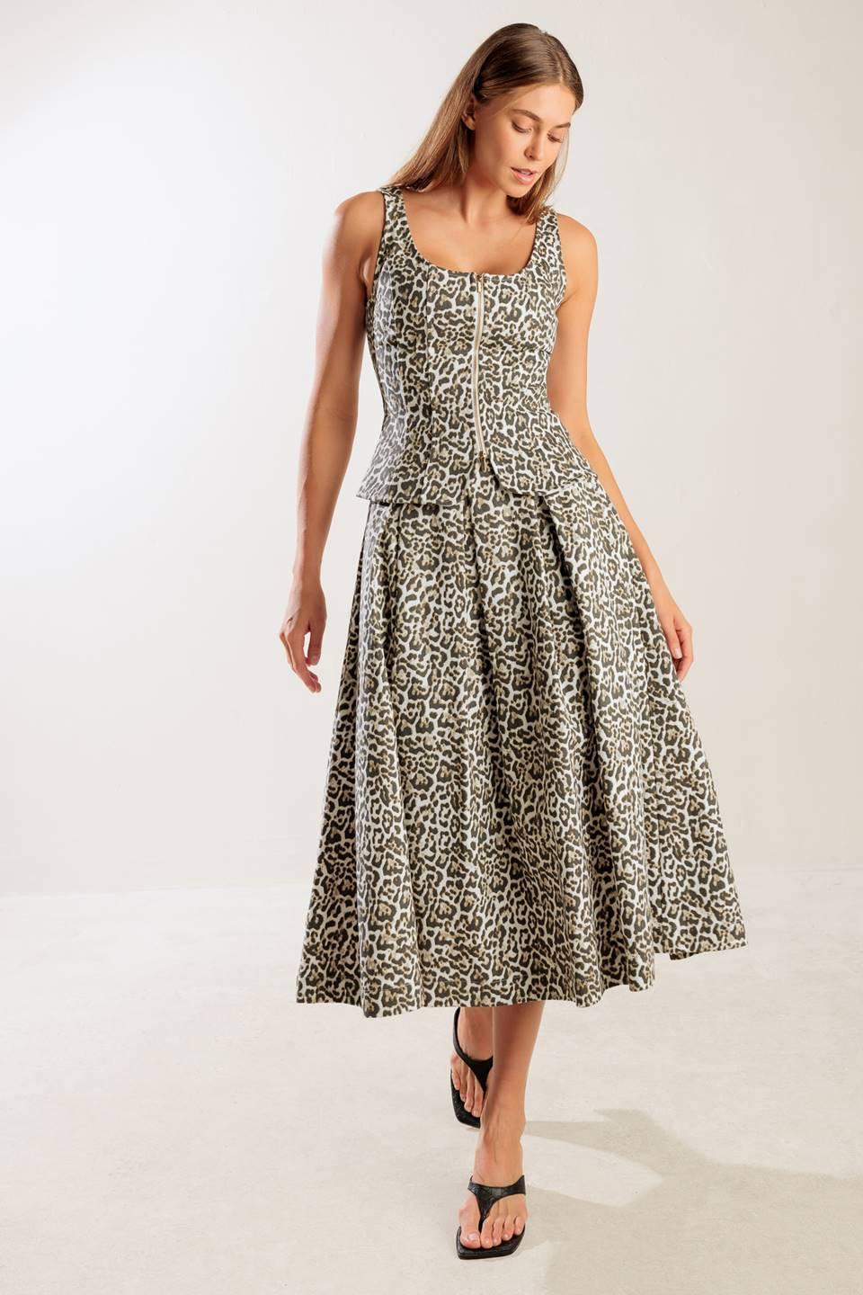 FALDA MIDI COMPLETA TEJIDA ALGO ESPECIAL