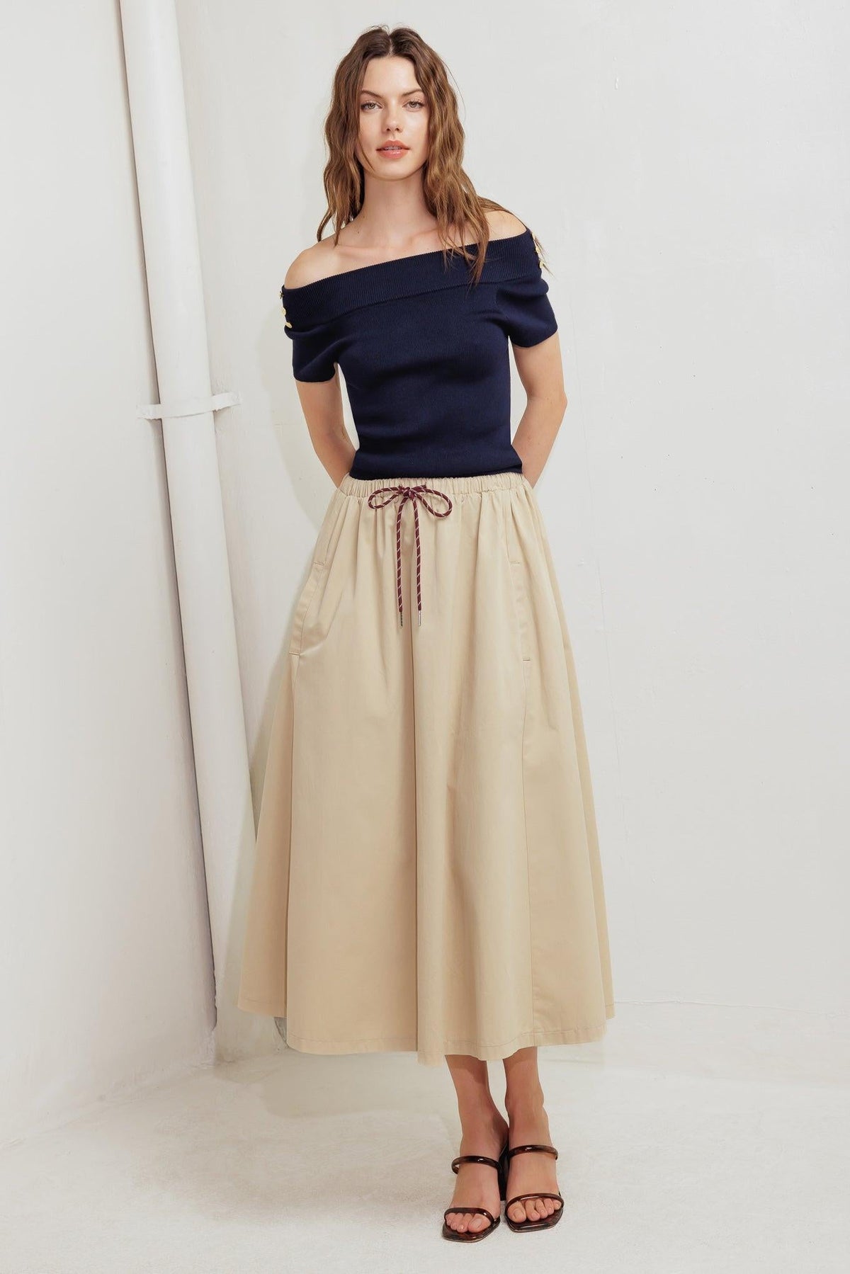 FALDA MIDI TEJIDA PARISIENNE PARA EL FIN DE SEMANA