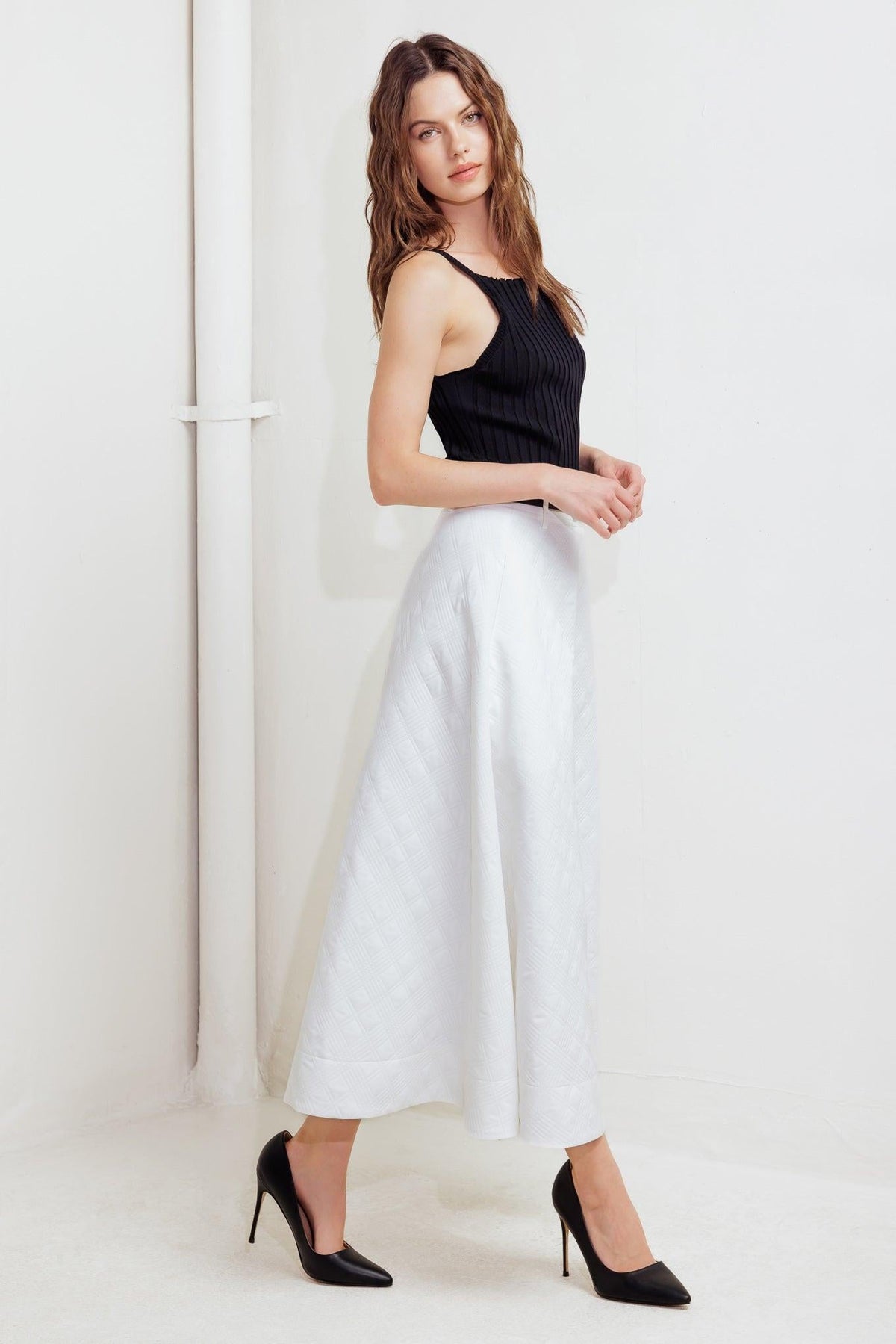 DOWNTOWN EASE WOVEN MIDI SKIRT