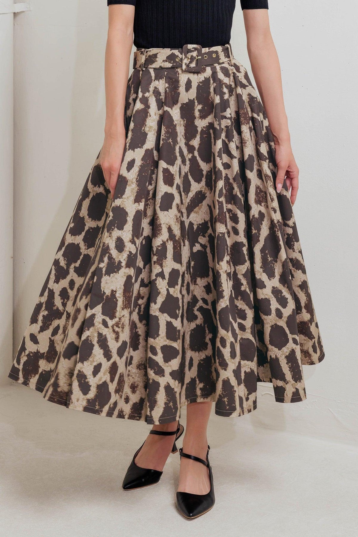 FALDA MIDI COMPLETA TEJIDA CON ESTAMPADO DE LEOPARDO