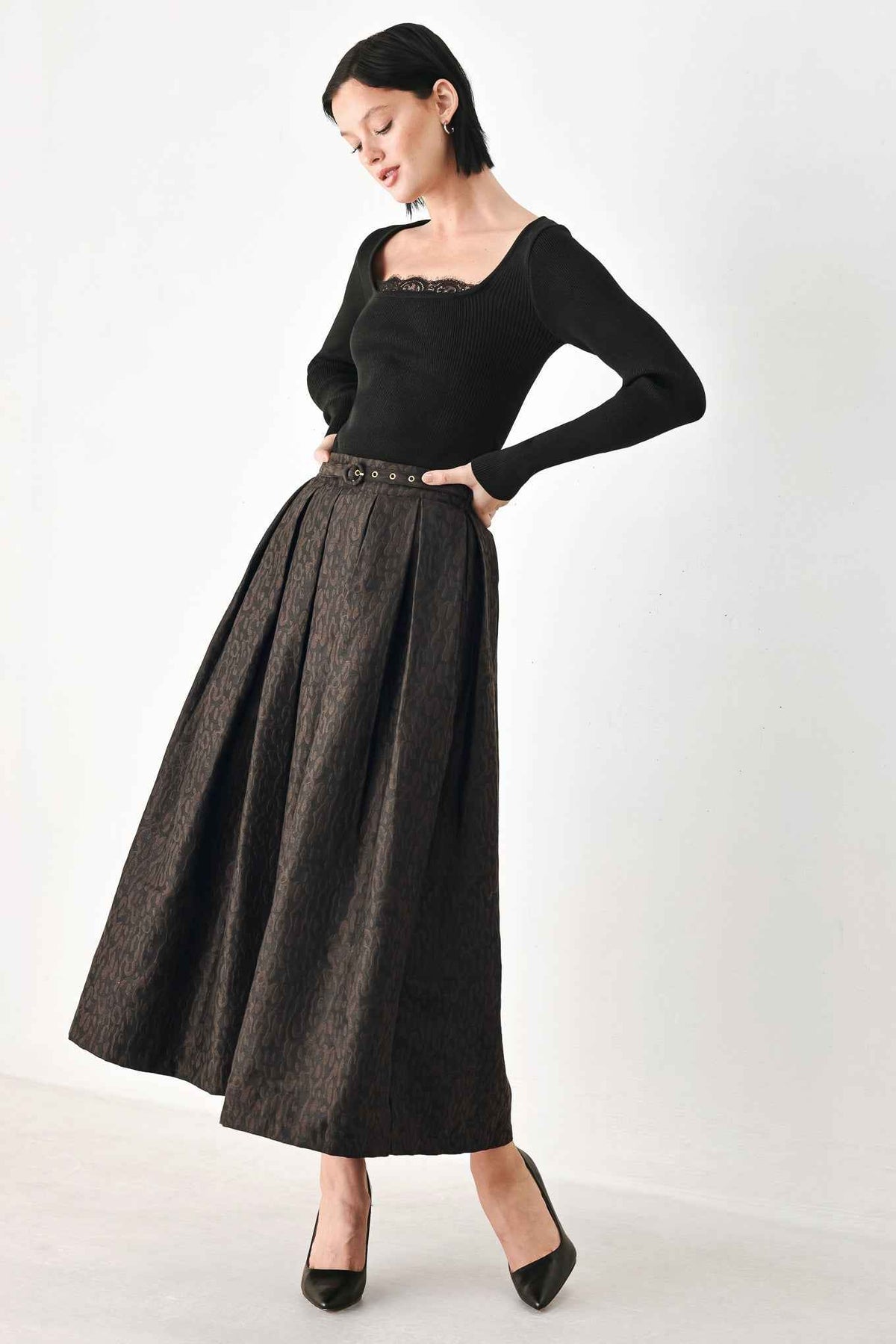 AUTUMN ELEGANCE BROWN TEXTURED BELTED MIDI SKIRT