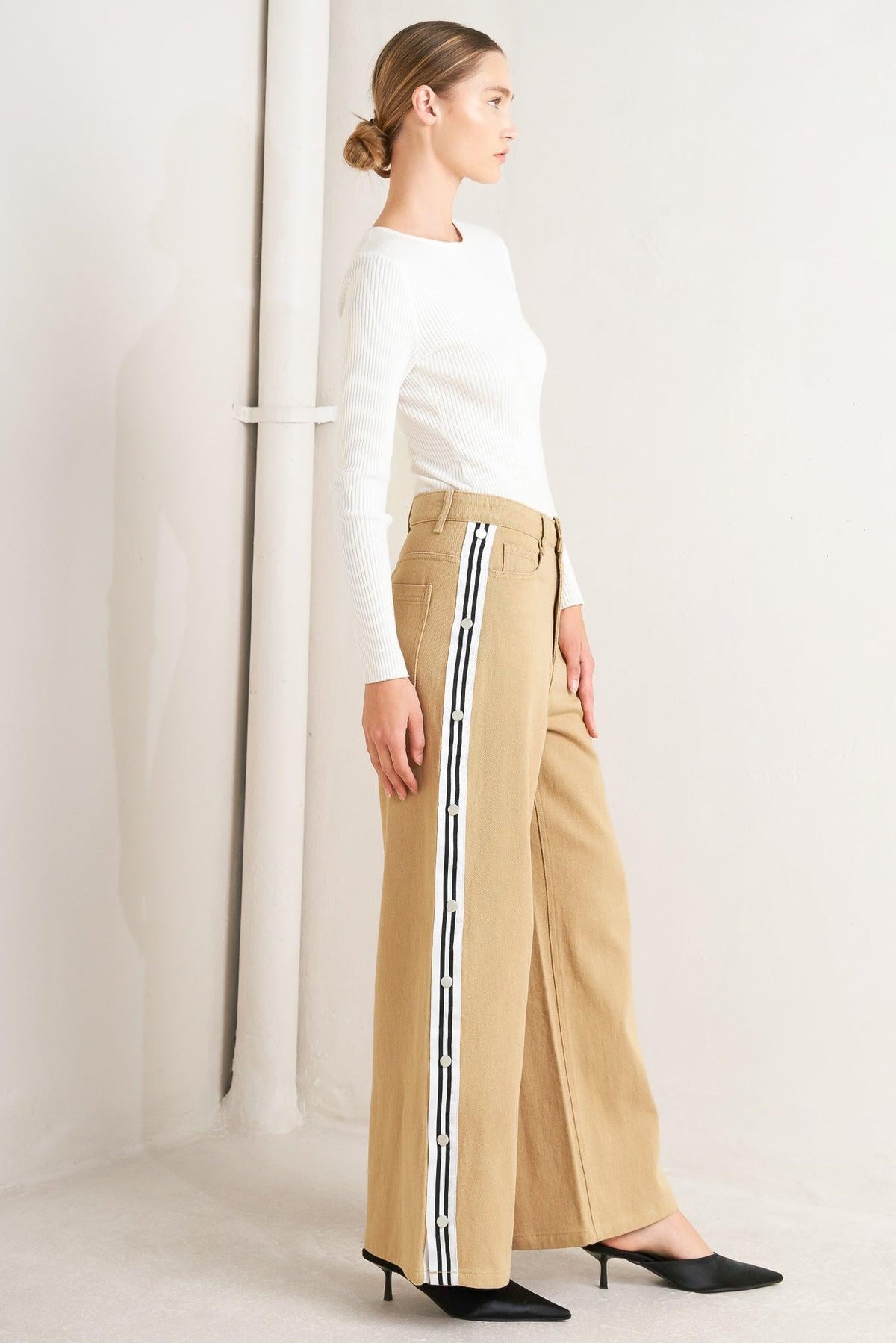 PANTALONES DE SARGA TEJIDA DE ELEVACIÓN ELEGANTE