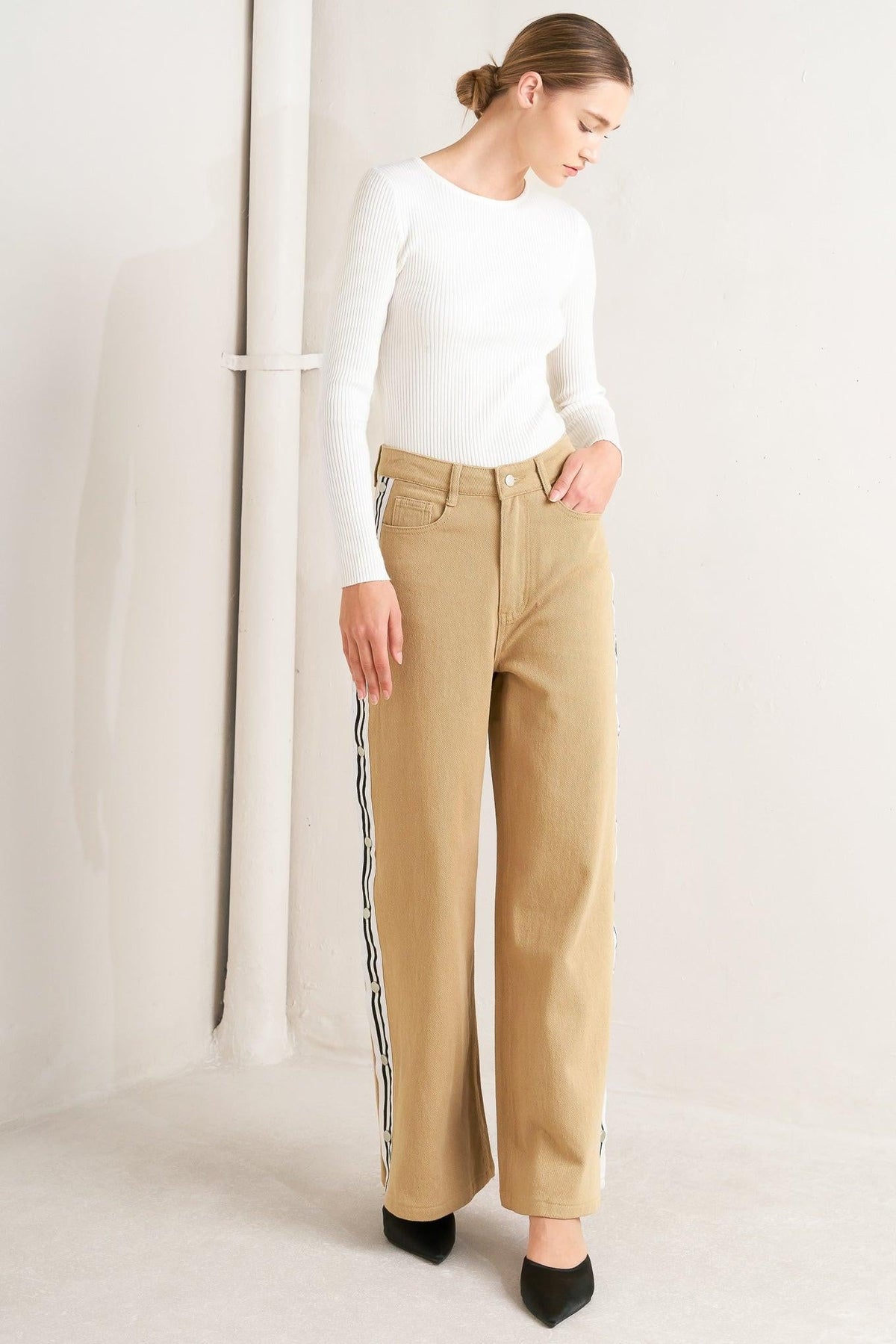 PANTALONES DE SARGA TEJIDA DE ELEVACIÓN ELEGANTE