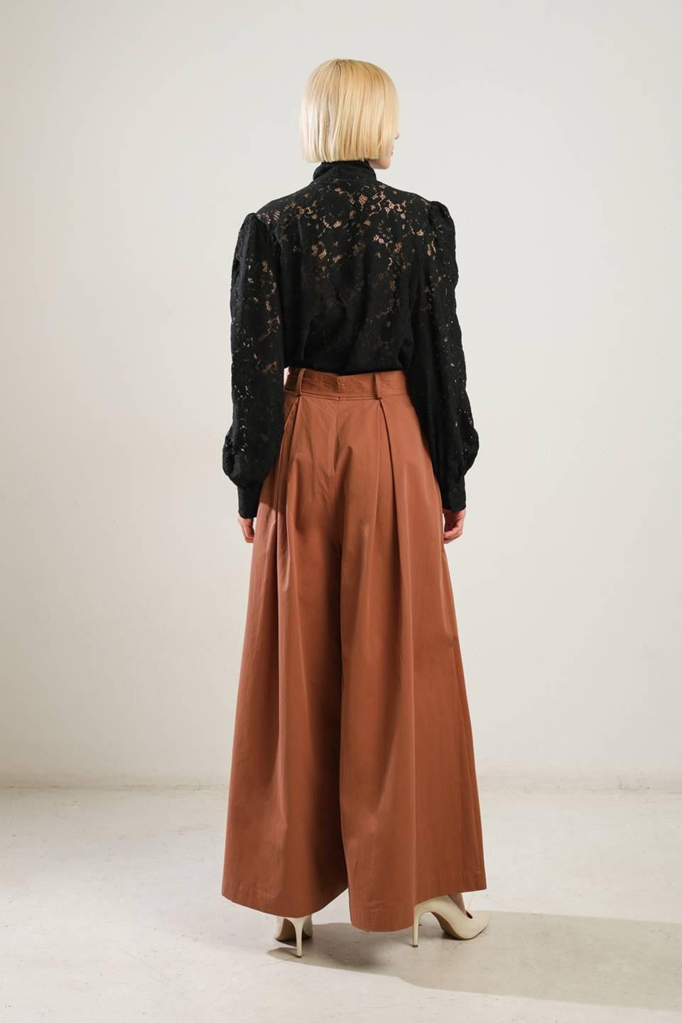 PANTALONES DE PIERNA ANCHA CLOSER TO YOU