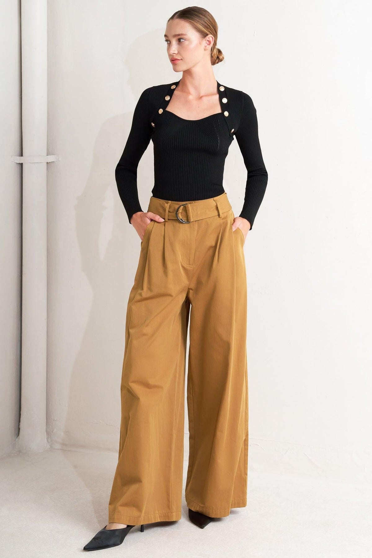 ELEGANCE UNVEILED WOVEN PANTS