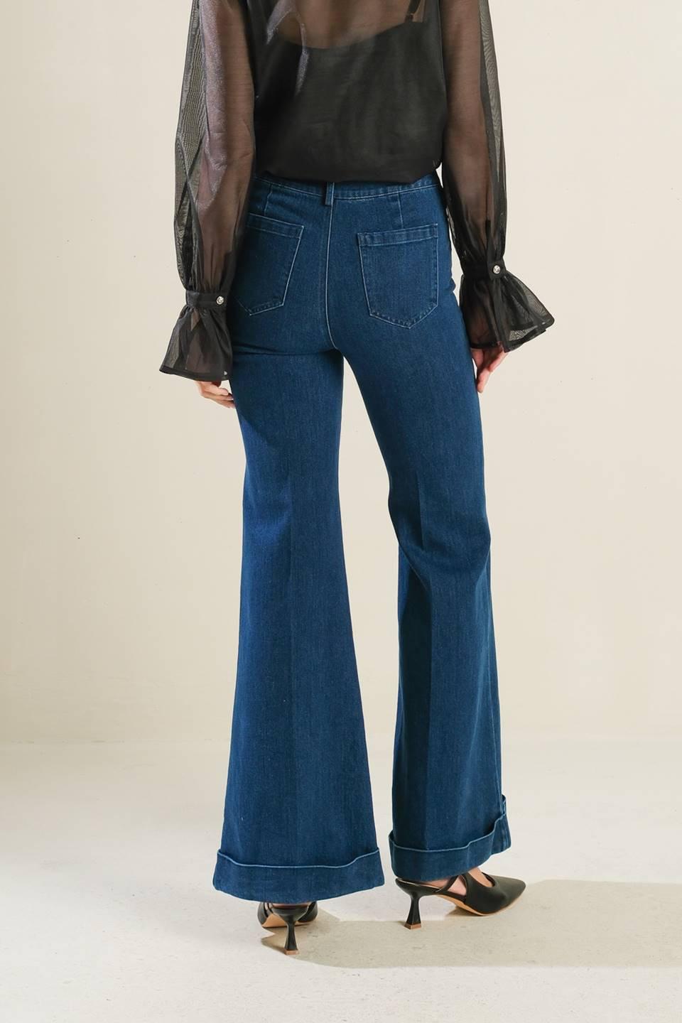 NUESTROS PANTALONES VAQUEROS GREATEST LOVE