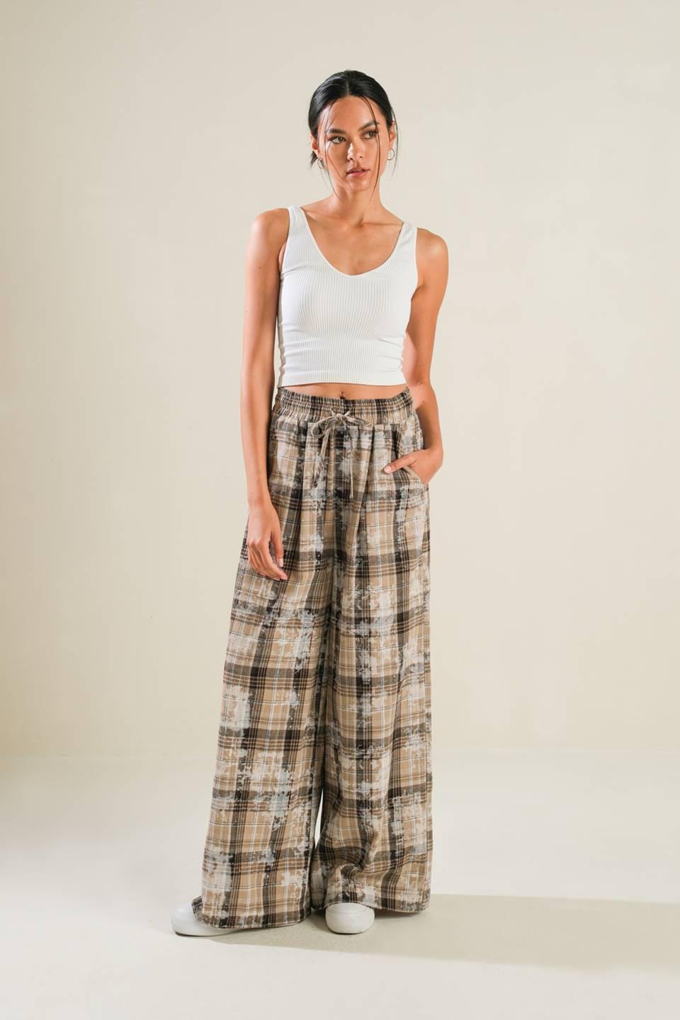 PANTALONES TEJIDOS DE ENCANTO ATEMPORAL