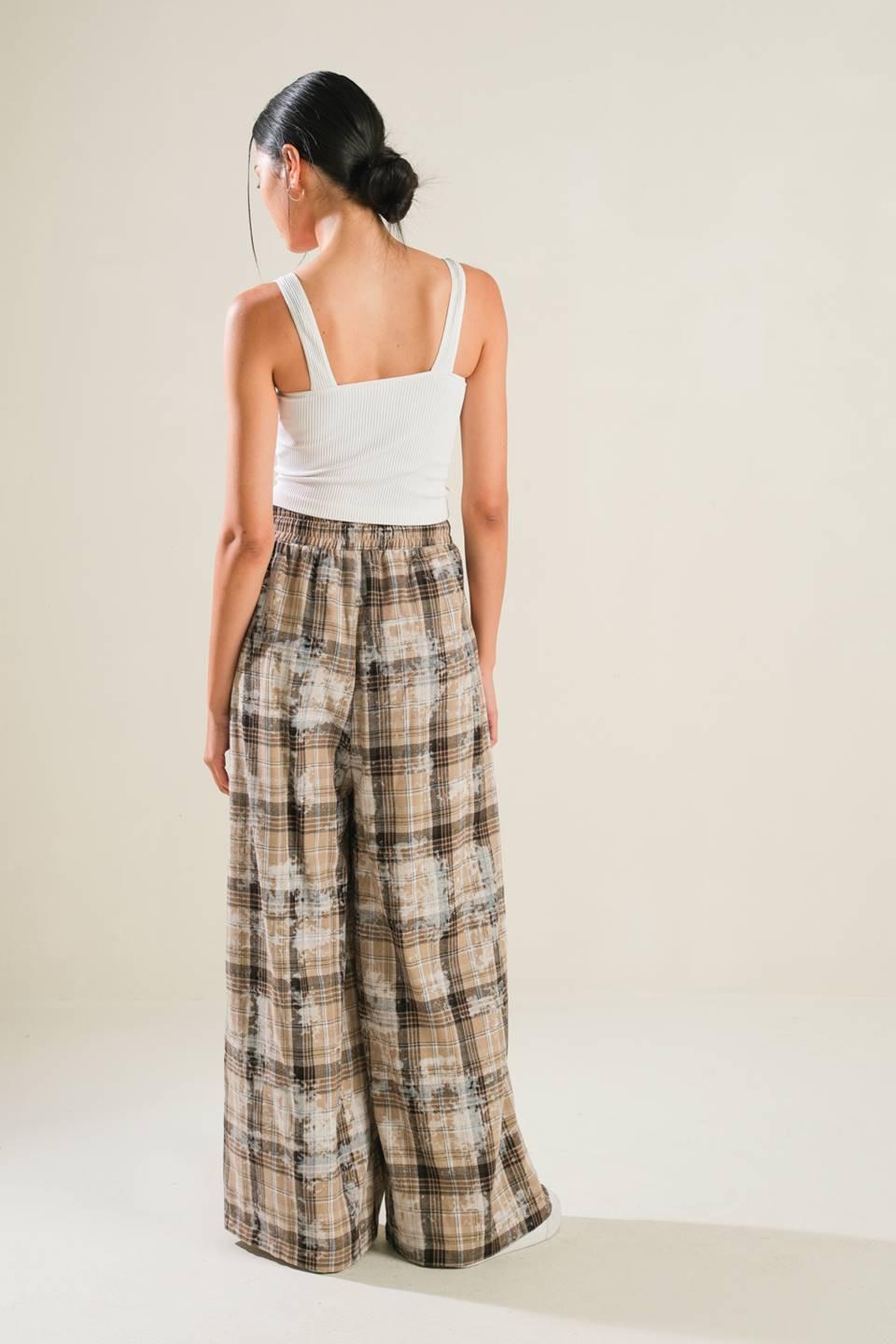 PANTALONES TEJIDOS DE ENCANTO ATEMPORAL