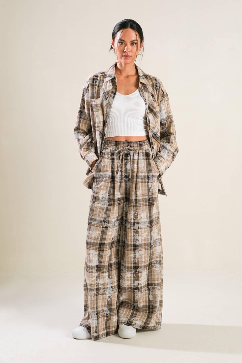 PANTALONES TEJIDOS DE ENCANTO ATEMPORAL