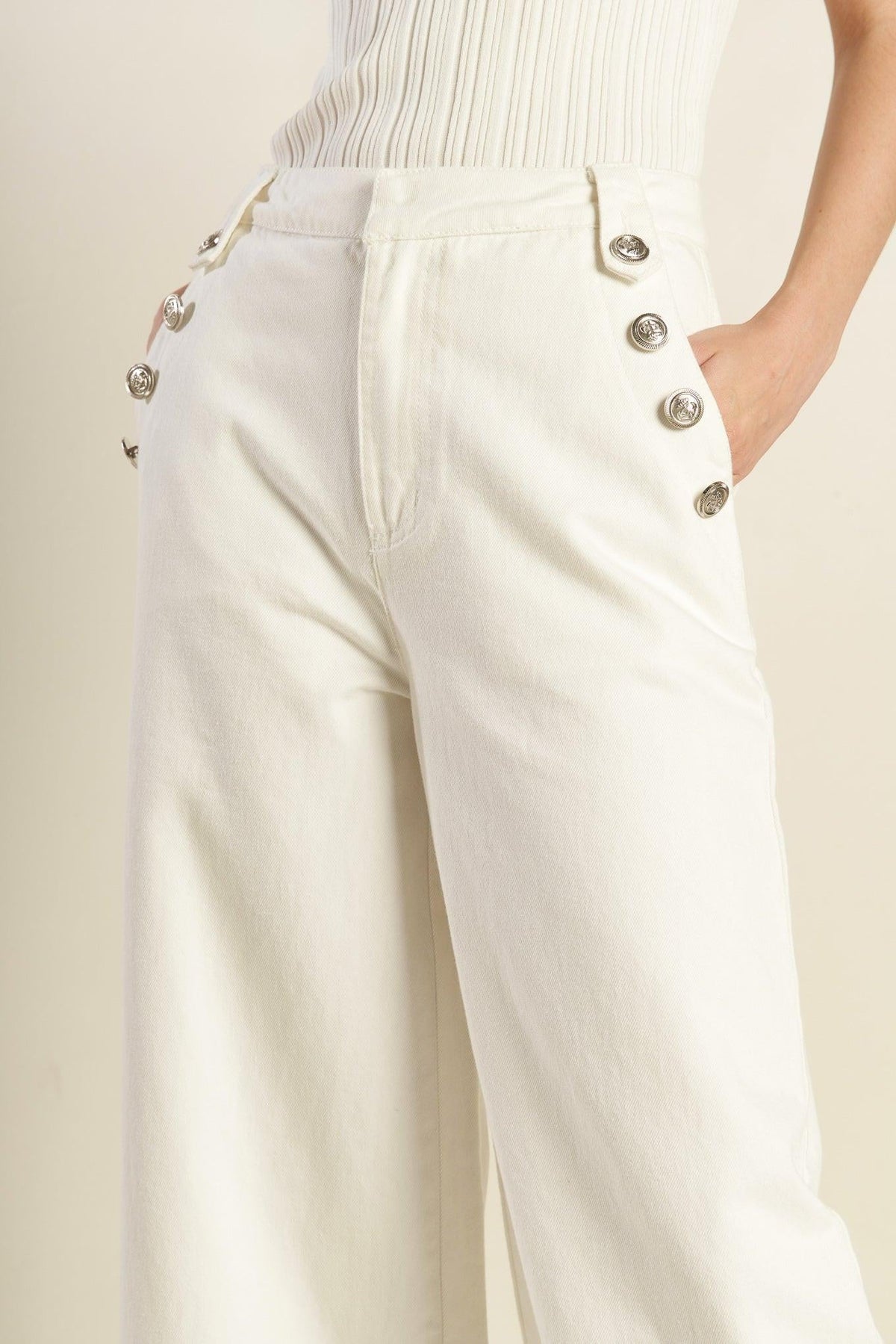 PANTALONES TEJIDOS TONO DELICADO