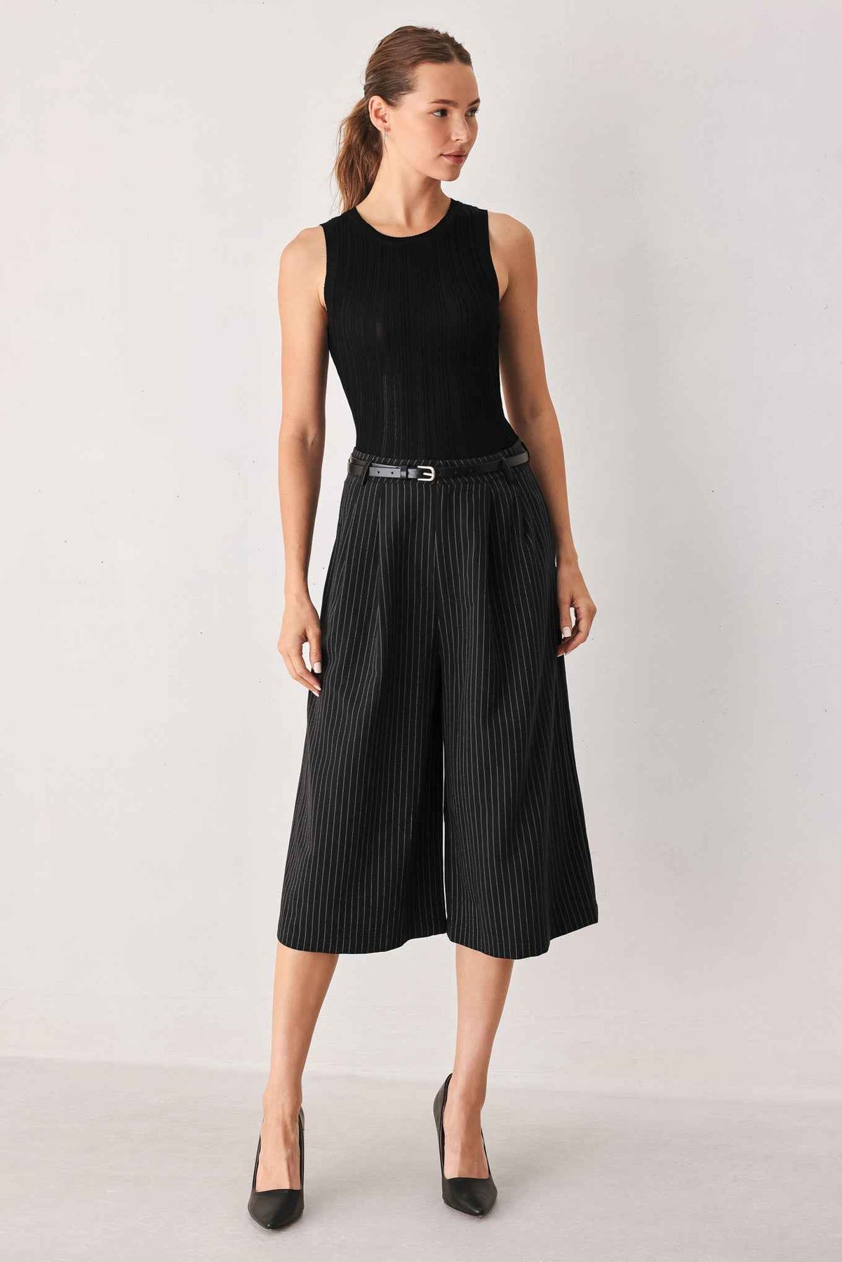 PARK AVENUE PINSTRIPE WOVEN CULOTTE PANTS