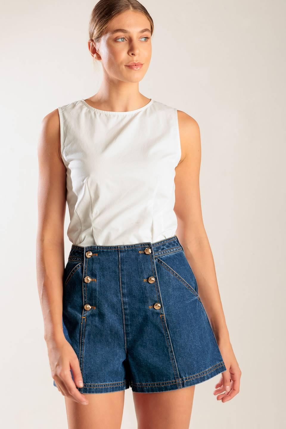SHORT DE MEZCLILLA PARA CINE AL AIRE LIBRE