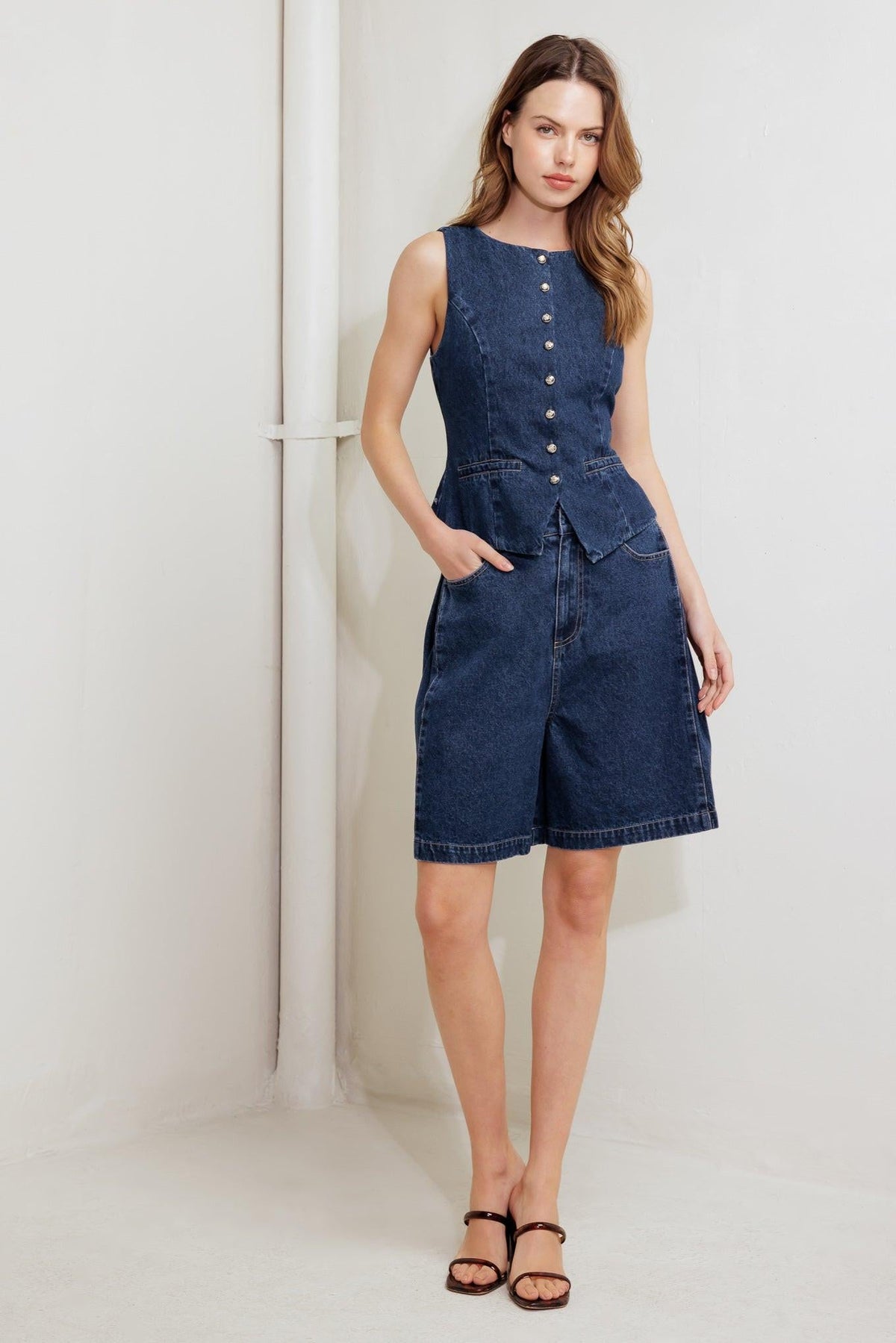 COFFEE PETAL DENIM SHORT