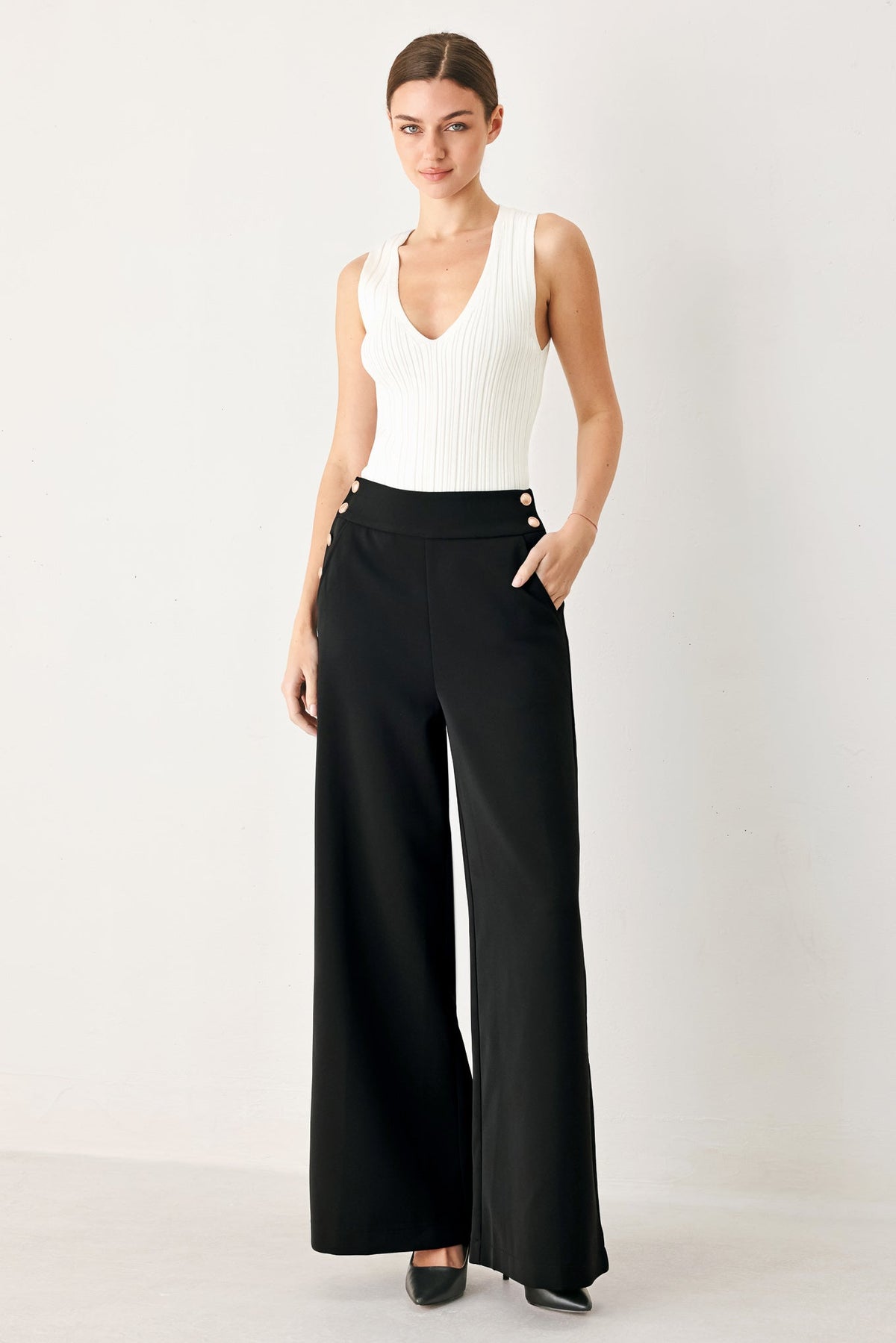 PANTALÓN TEJIDO ESTILO MODERNO