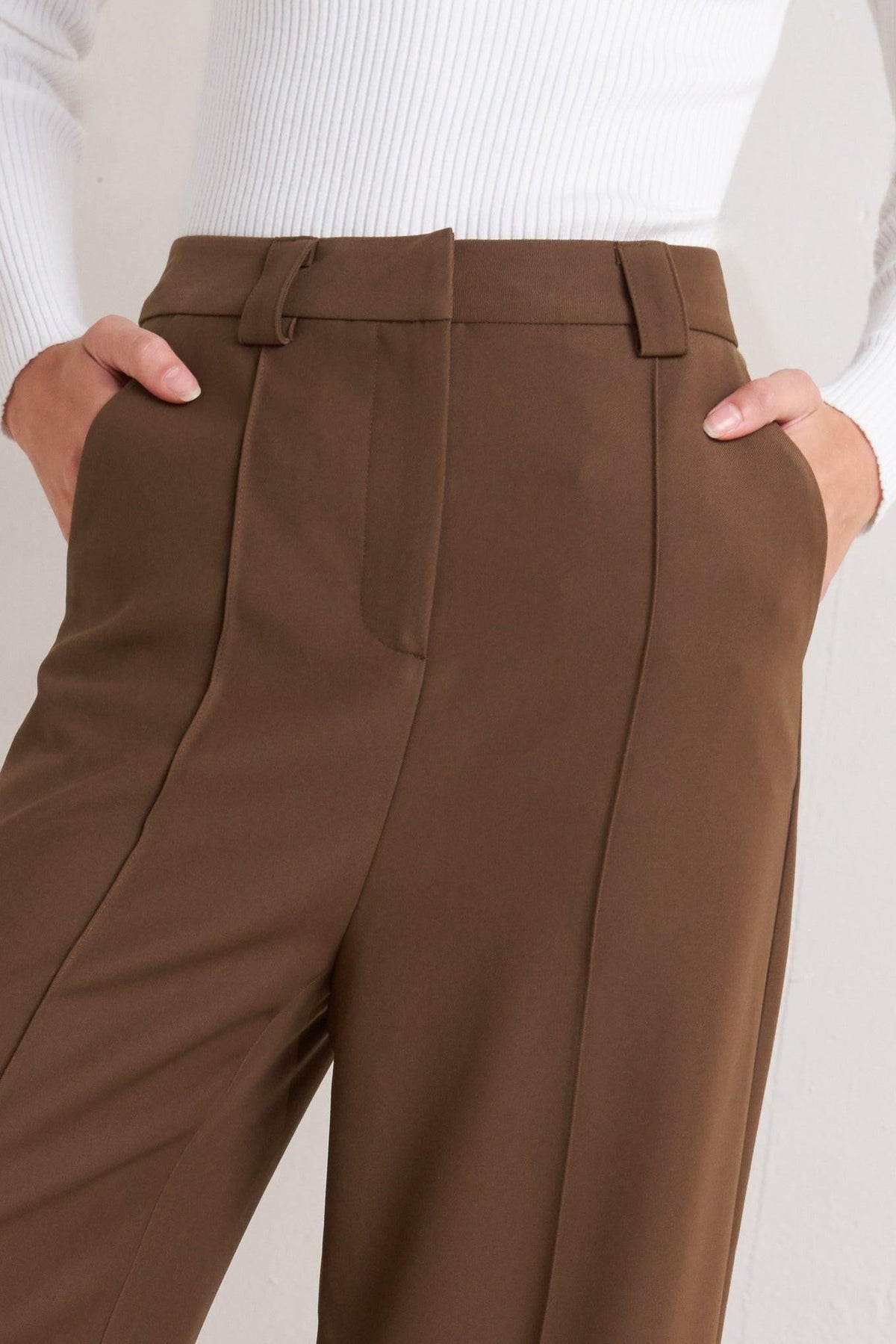 MONDAY FLOW BROWN WOVEN PANTS