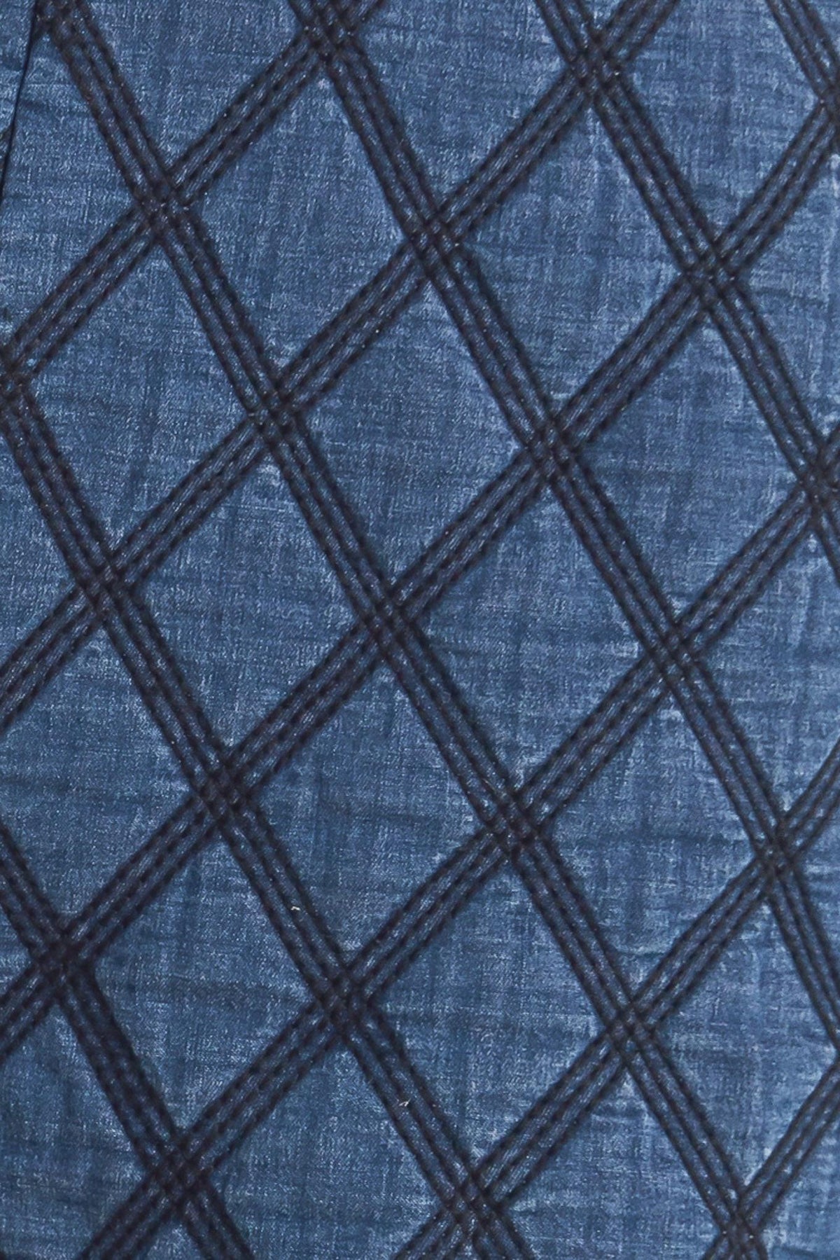 MODERNLUXE QUILTED WOVEN SHORT