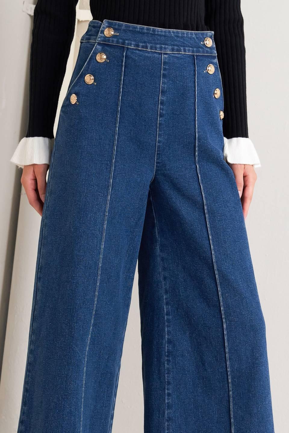 PANTALONES DE MEZCLILLA LISTOS PARA LA CALLE