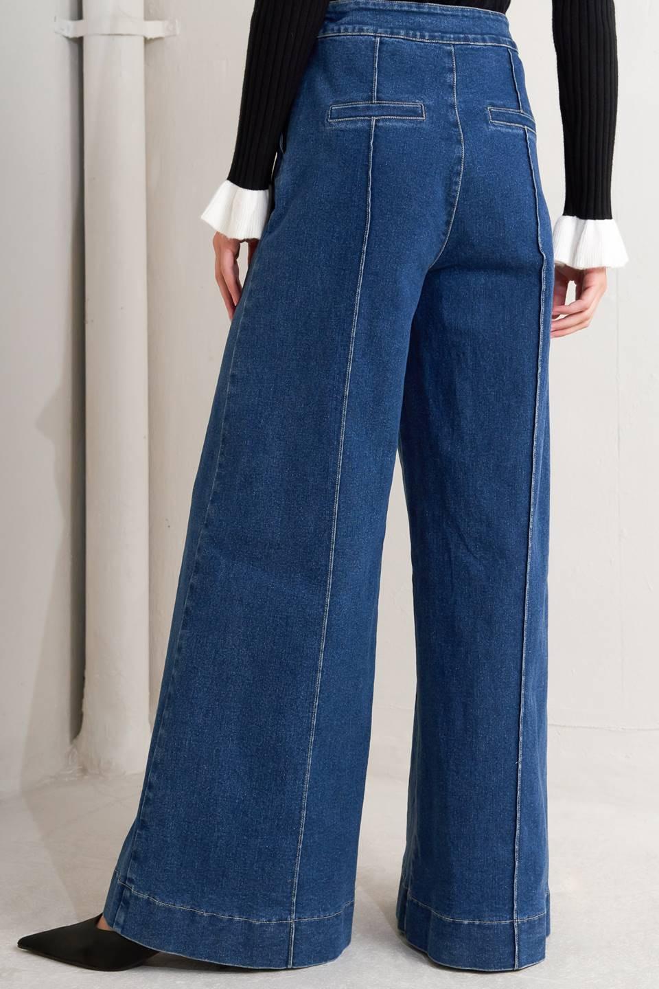 PANTALONES DE MEZCLILLA LISTOS PARA LA CALLE