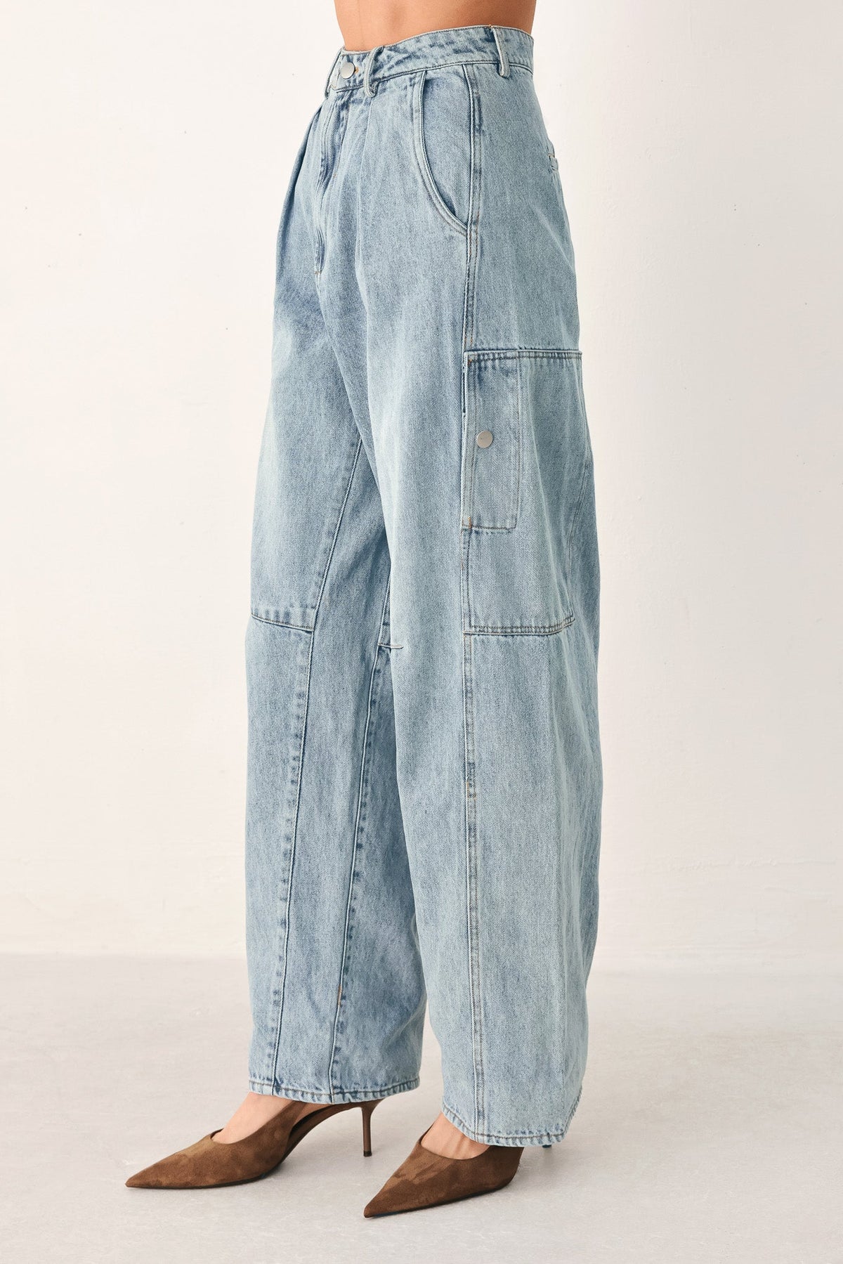 PANTALONES DE MEZCLILLA LAVADA WEEKENDS IN THE CITY