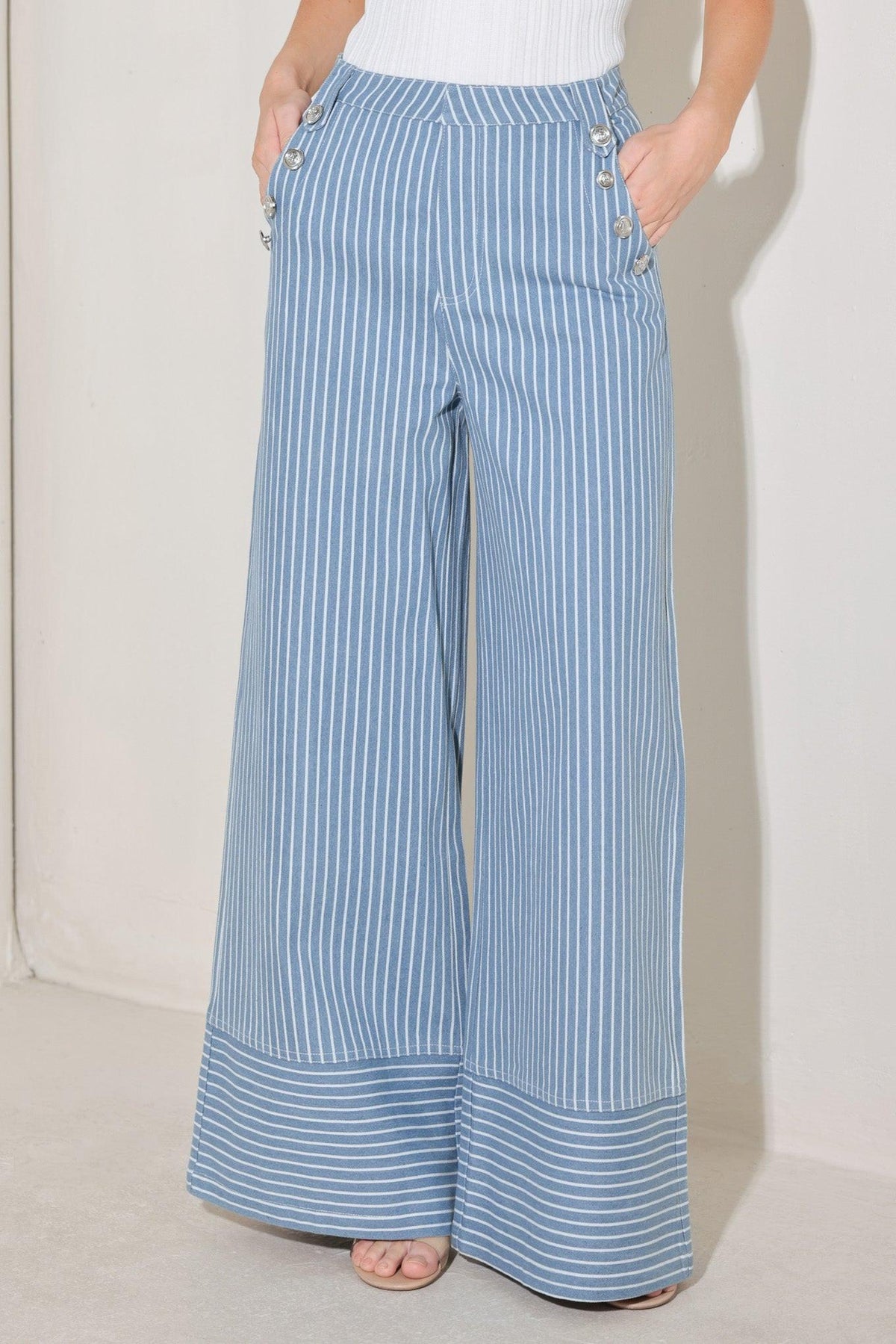 PANTALONES DE VESTIR CON RAYAS DIPLOMÁTICAS