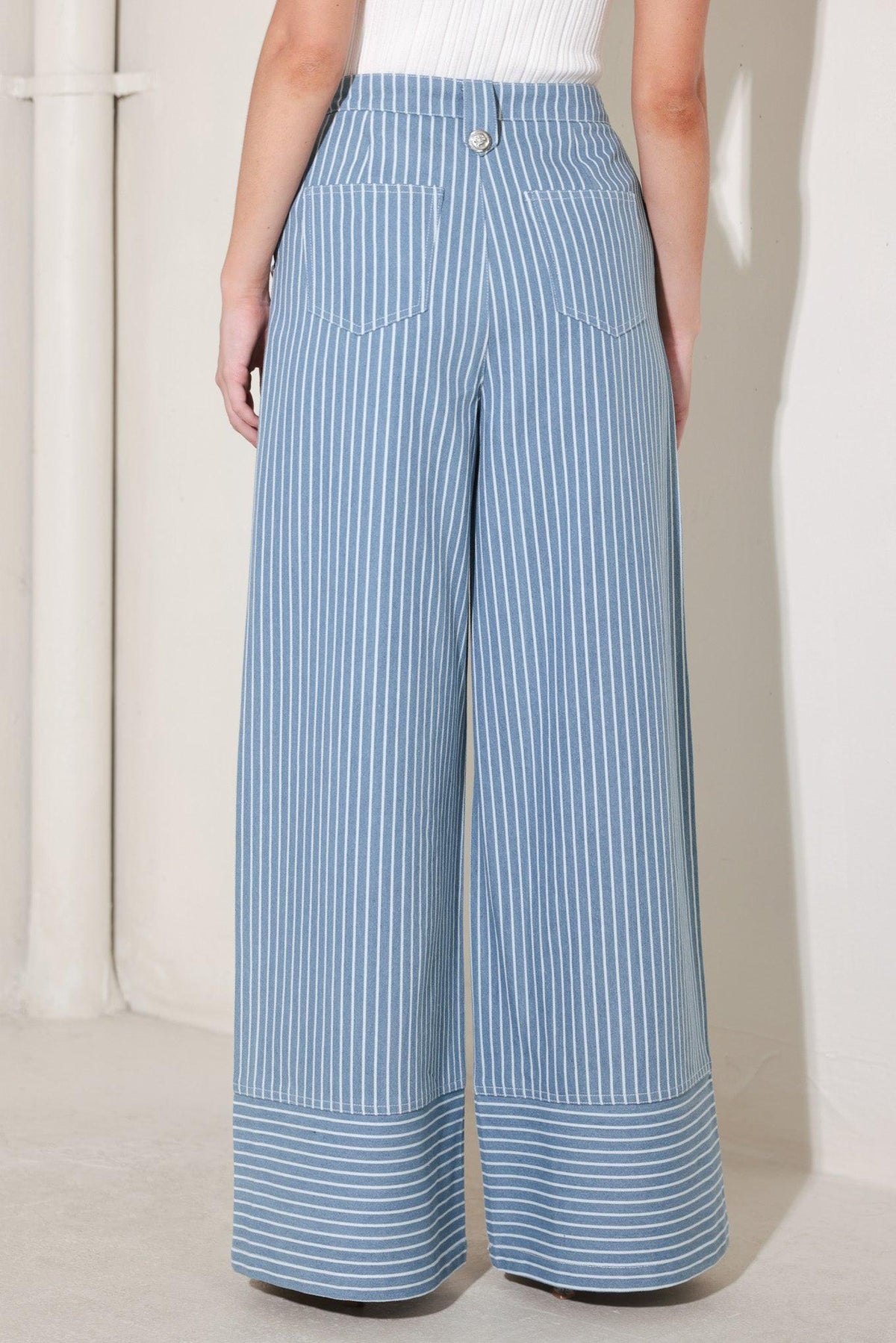 PANTALONES DE VESTIR CON RAYAS DIPLOMÁTICAS