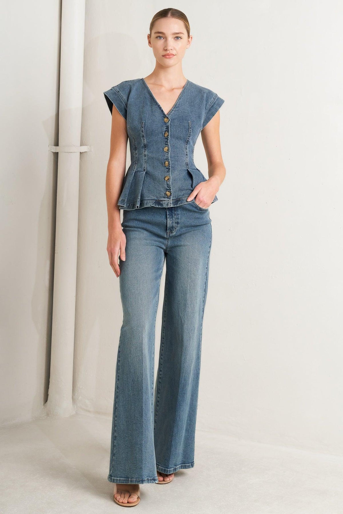 NO SECOND THOUGHT WASHED DENIM PANTS