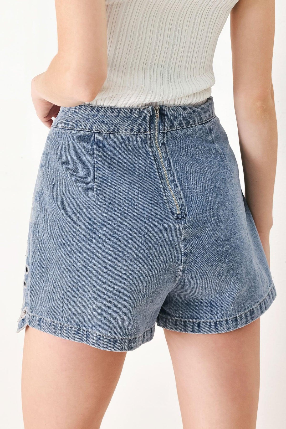 FALDA-SHORT DE mezclilla FLORAL LOVE