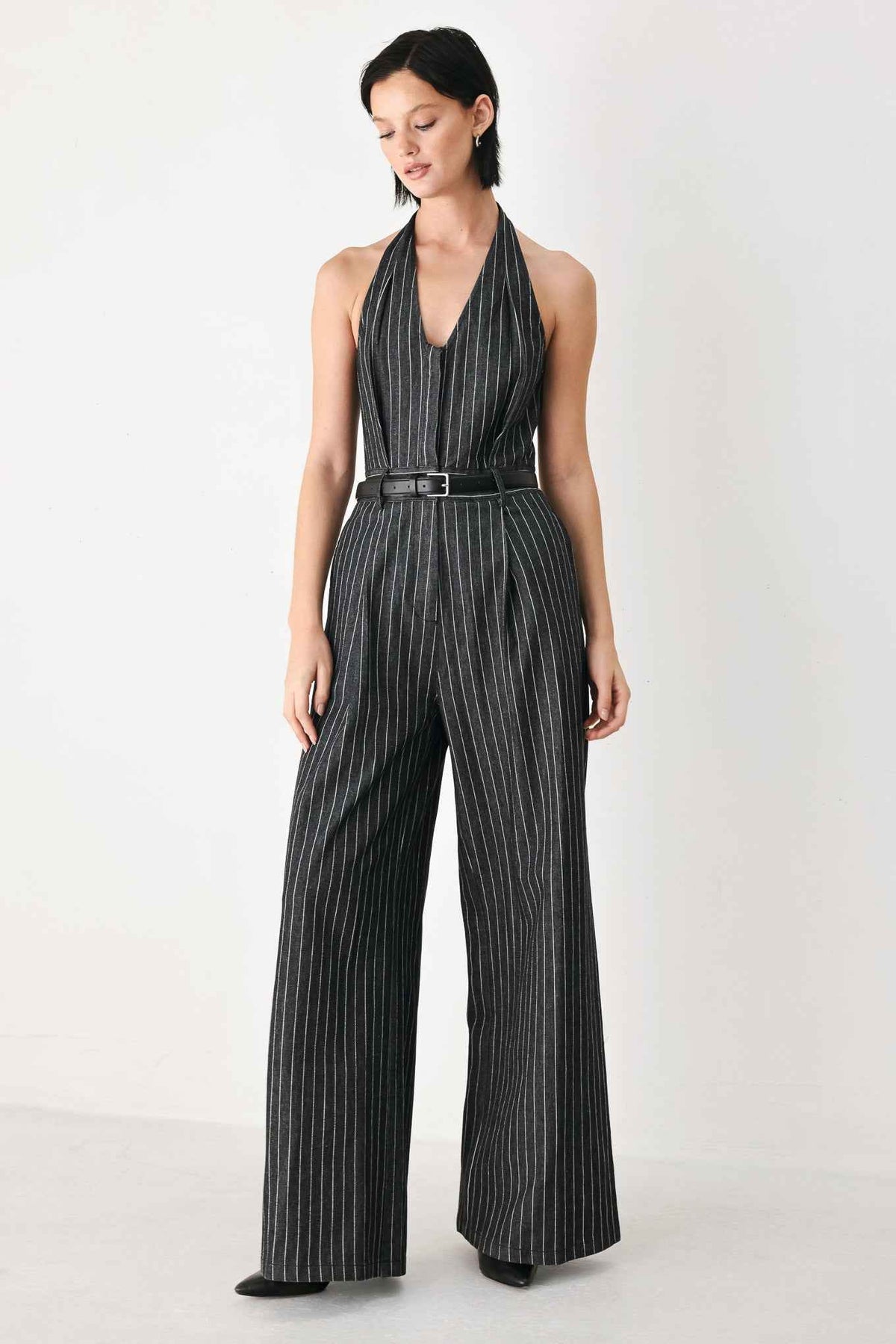 EXECUTIVE NOIR FLOW WOVEN JUMPSUIT