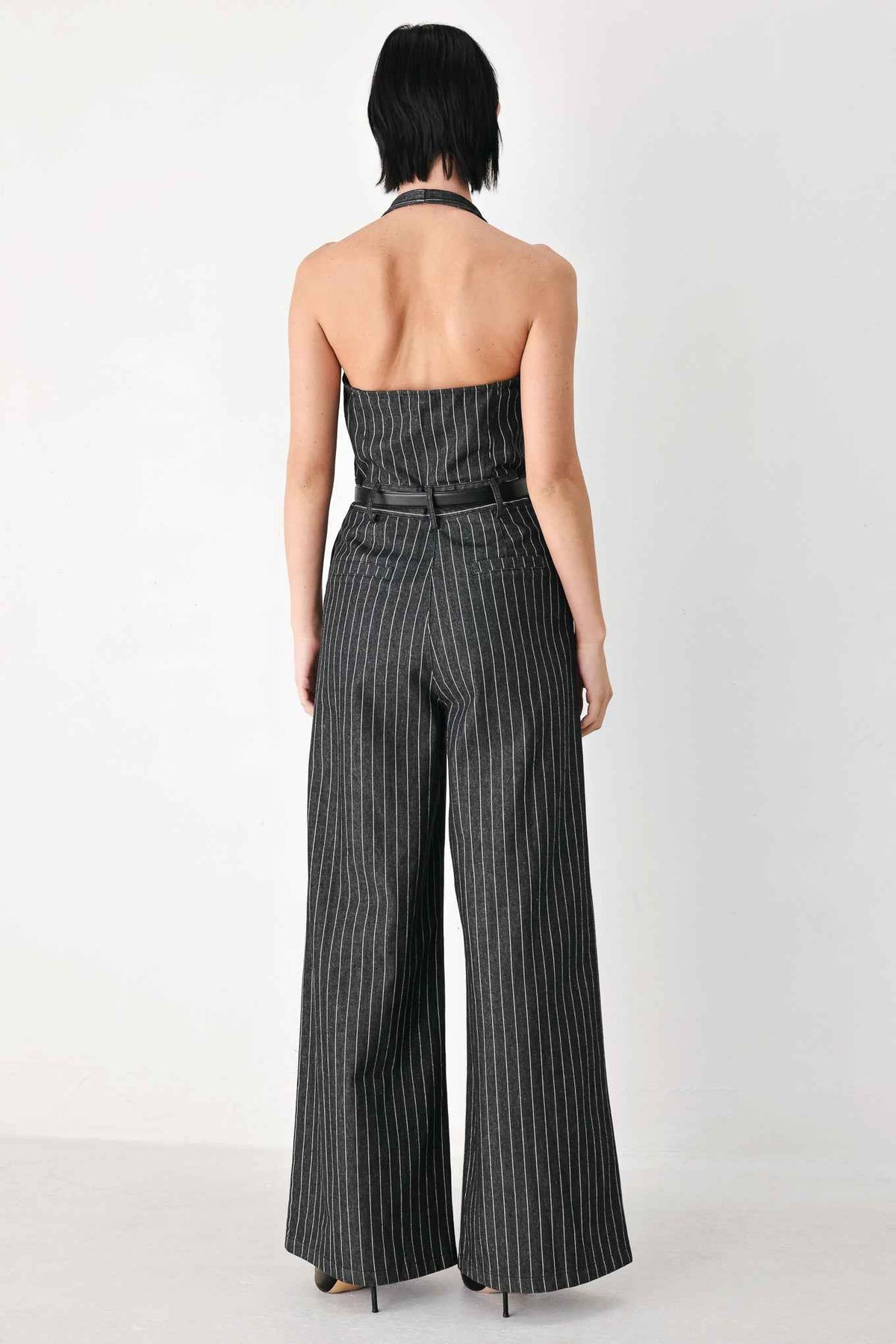 EXECUTIVE NOIR FLOW WOVEN JUMPSUIT