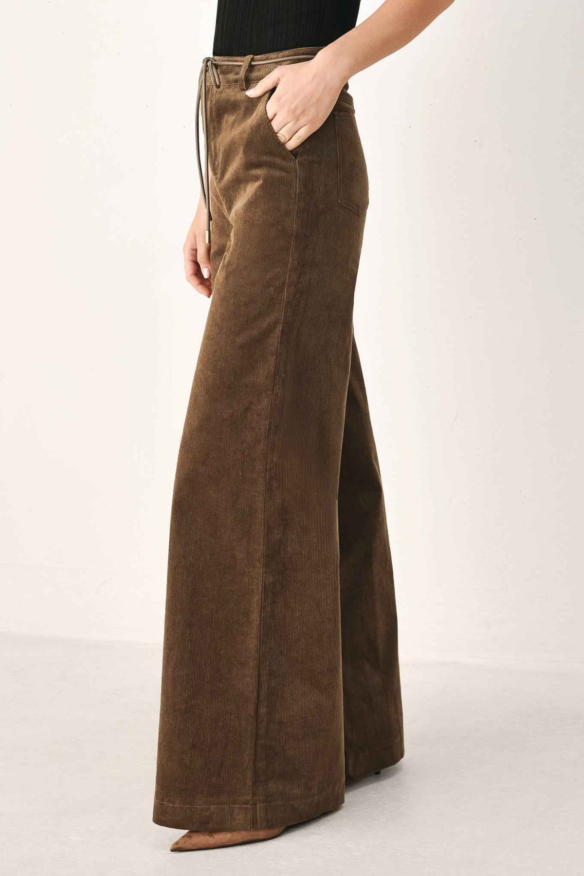 AUTUMN IN MANHATTAN BELTED CORDUROY PANTS