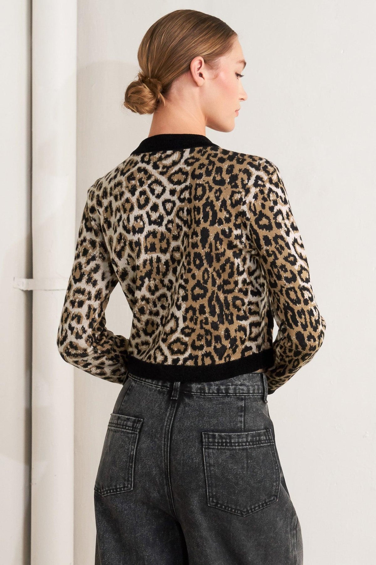 SUÉTER CÁRDIGAN DE LEOPARDO DIOSA URBANA