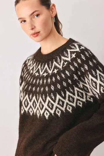 DARK BROWN