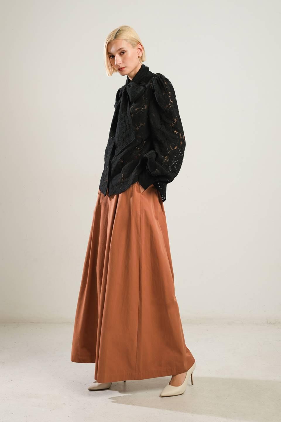 TOP DE ENCAJE TEJIDO PRINCESA PATRIOTICA