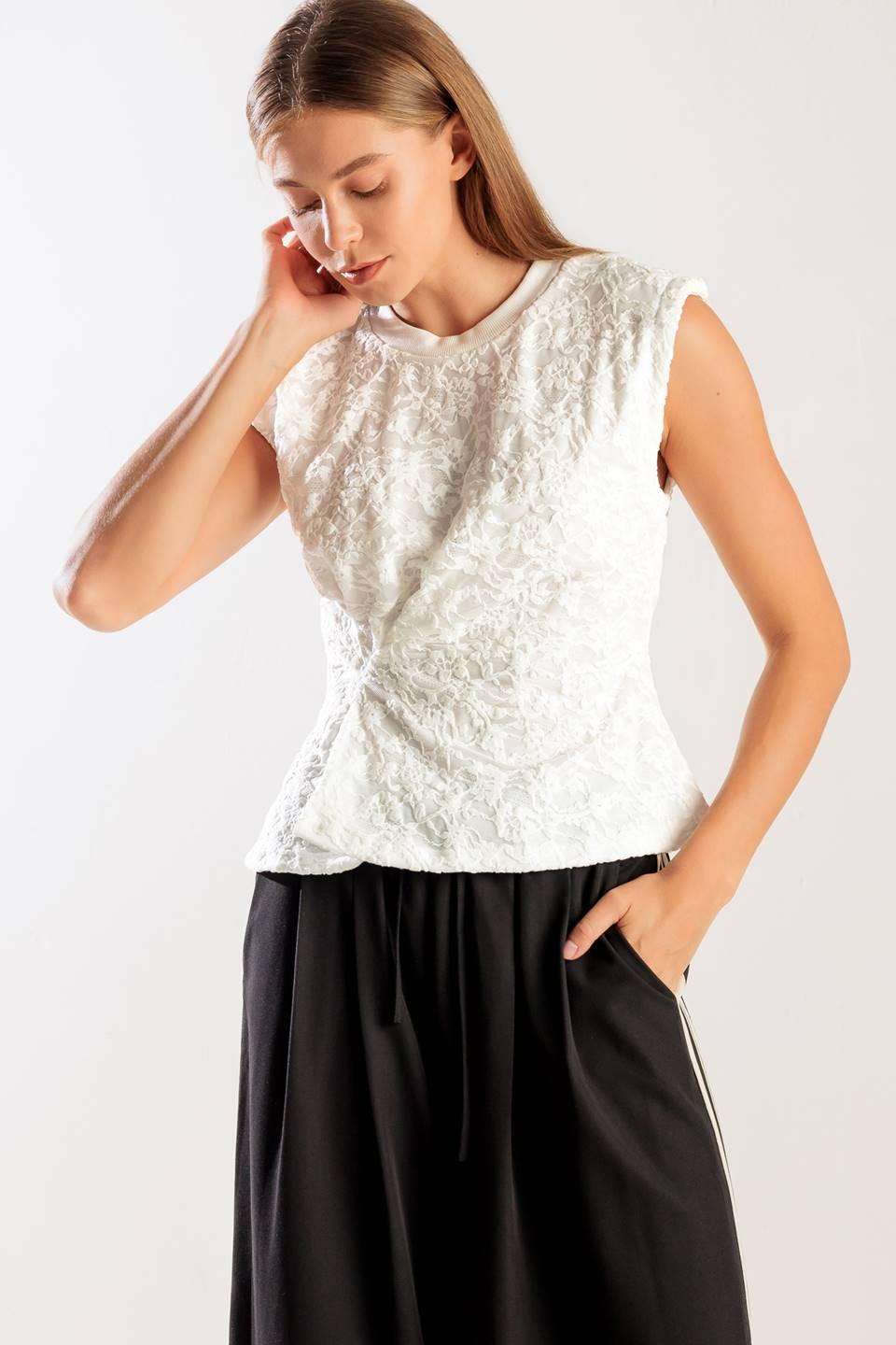 TOP DE ENCAJE TEJIDO BLANCO HIDDEN SMILES