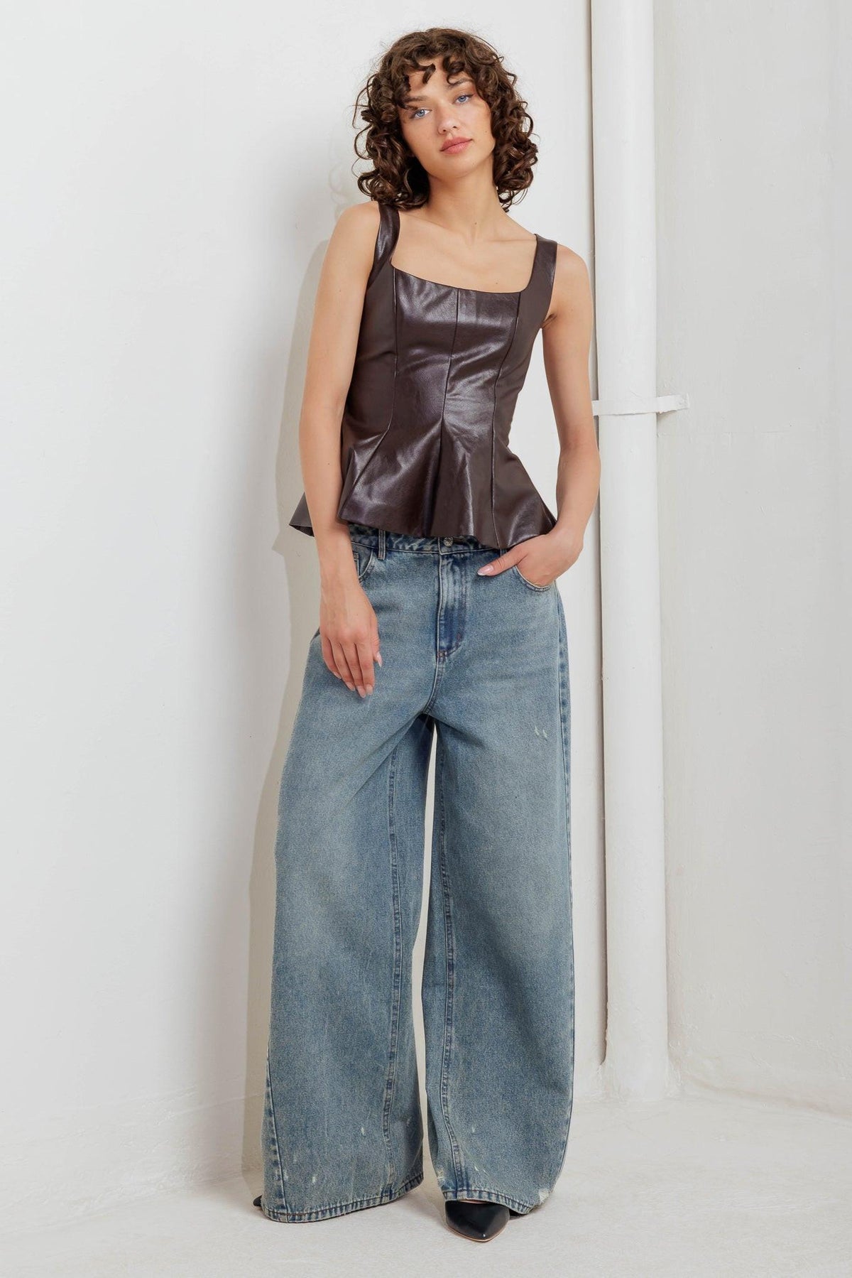 URBAN CHIC MINIMALISM FAUX LEATHER TOP