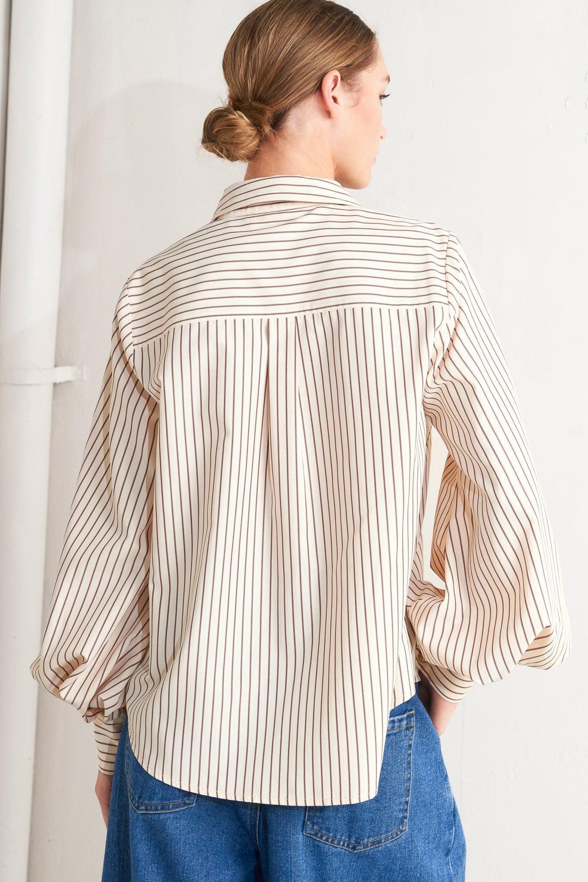 PINSTRIPE CHIC WOVEN TOP