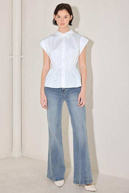 MODERN POISE WOVEN TOP