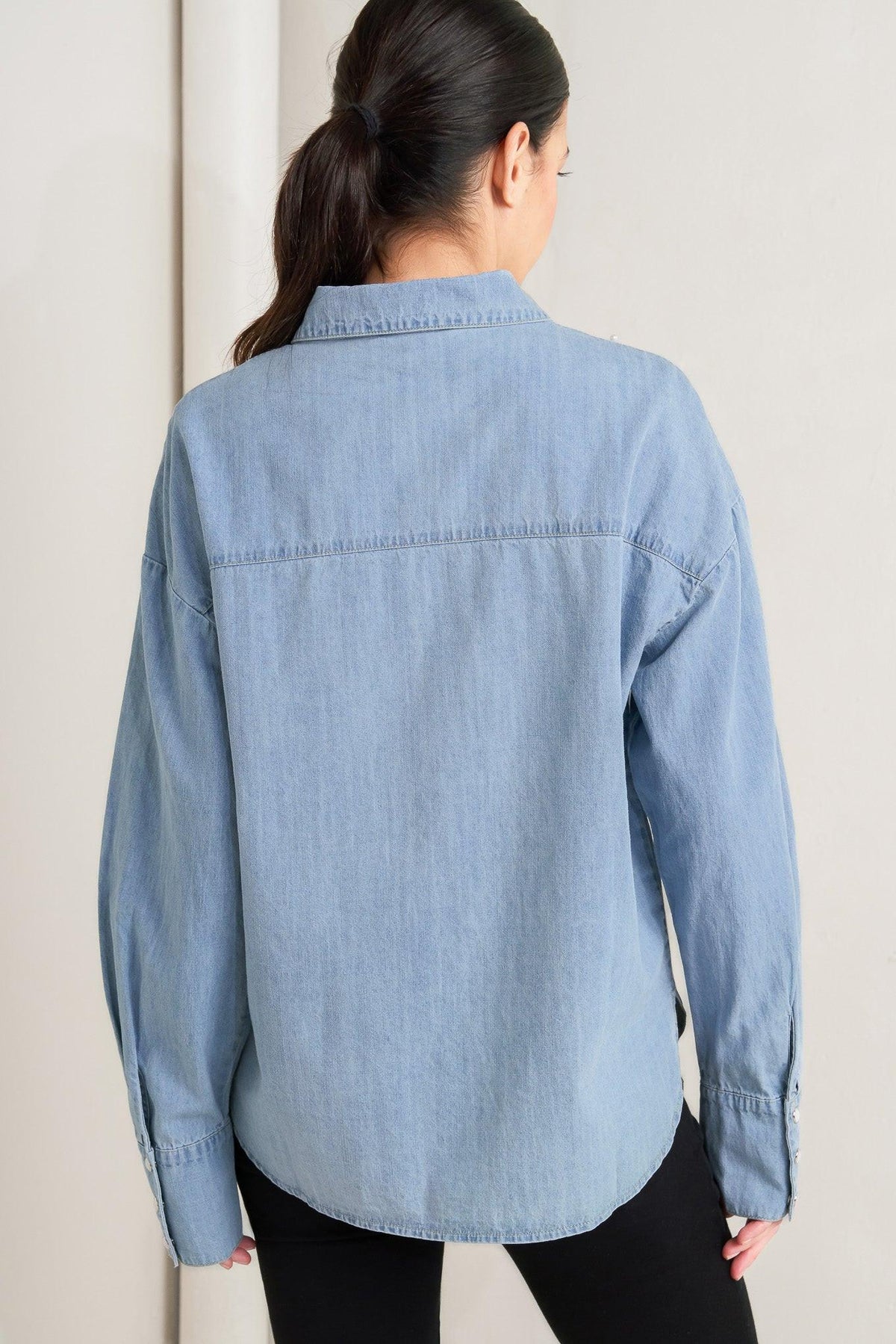 CAMISA LIGERA DE SASTRERÍA DINÁMICA