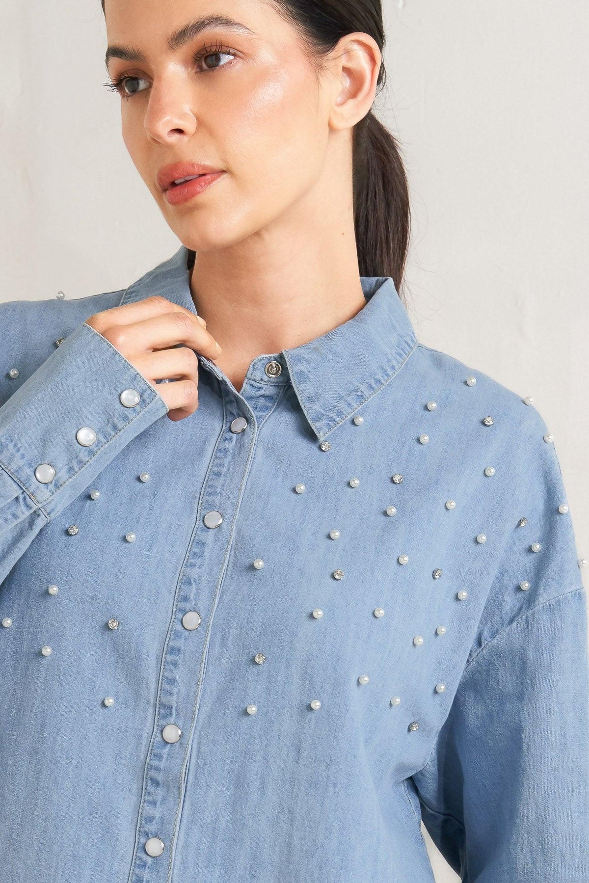 CAMISA LIGERA DE SASTRERÍA DINÁMICA