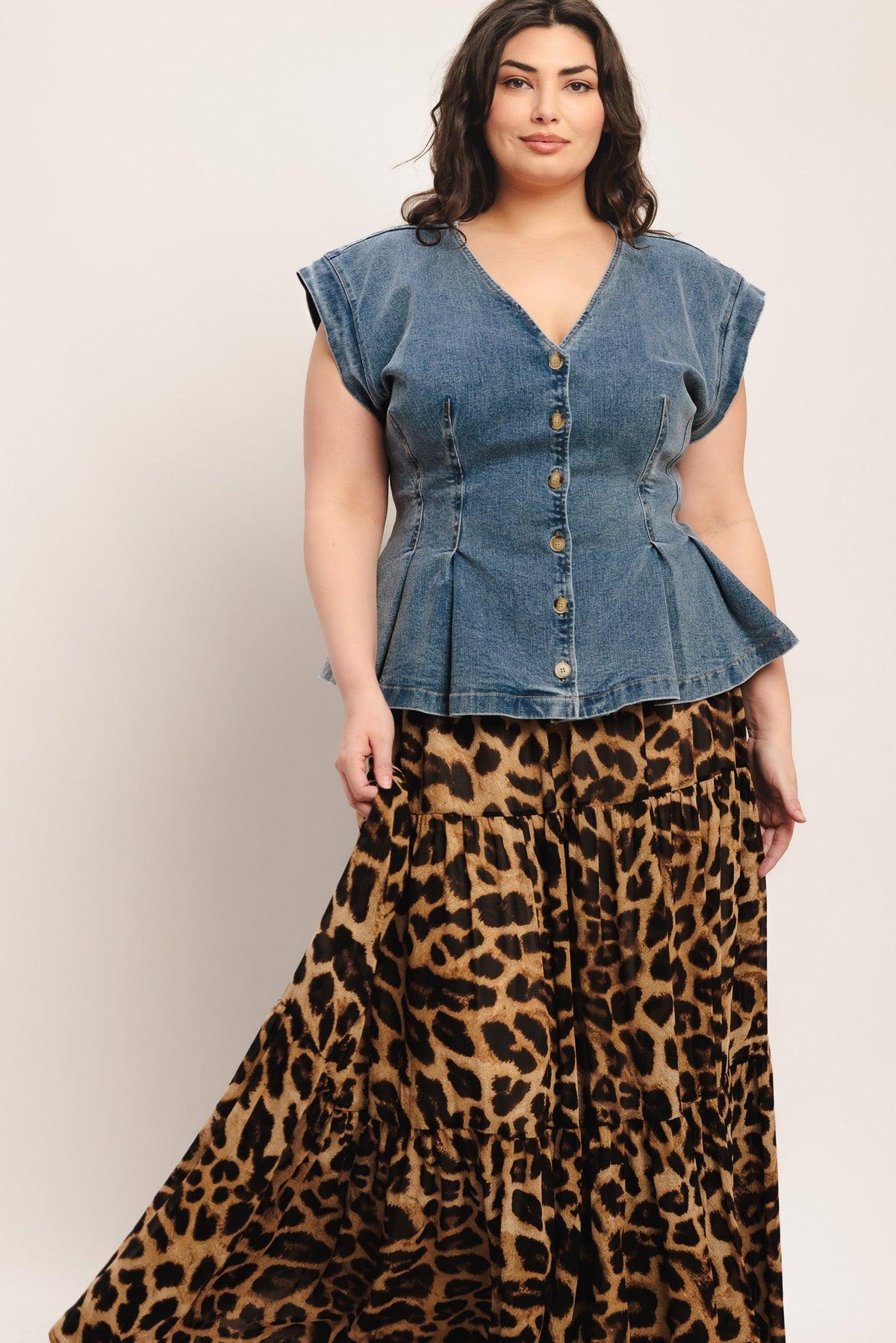 NO SECOND THOUGHT WASHED DENIM TOP