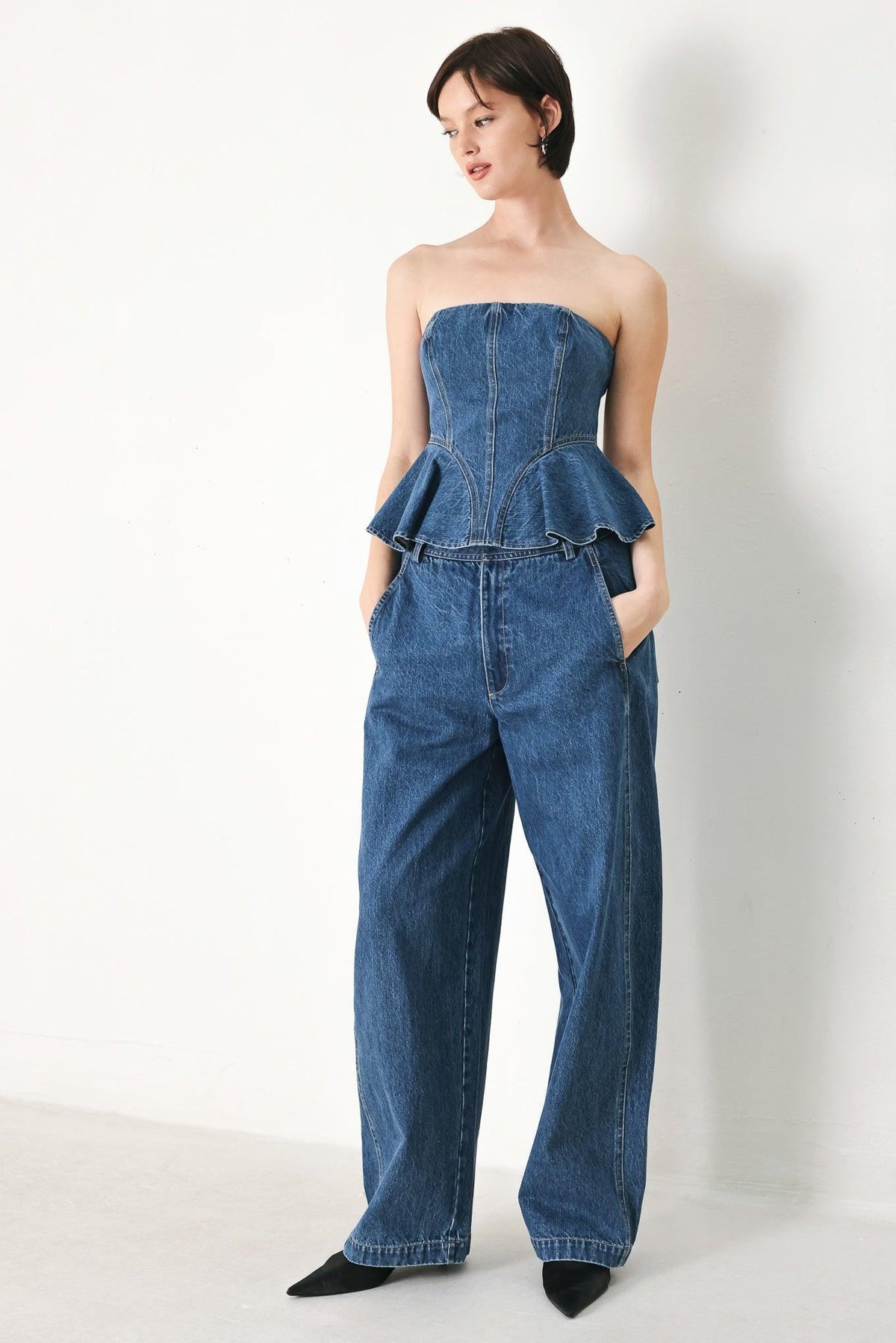 TOP DE DENIM BUSTIER CON ESTAMPADO DE FLORES AZULES