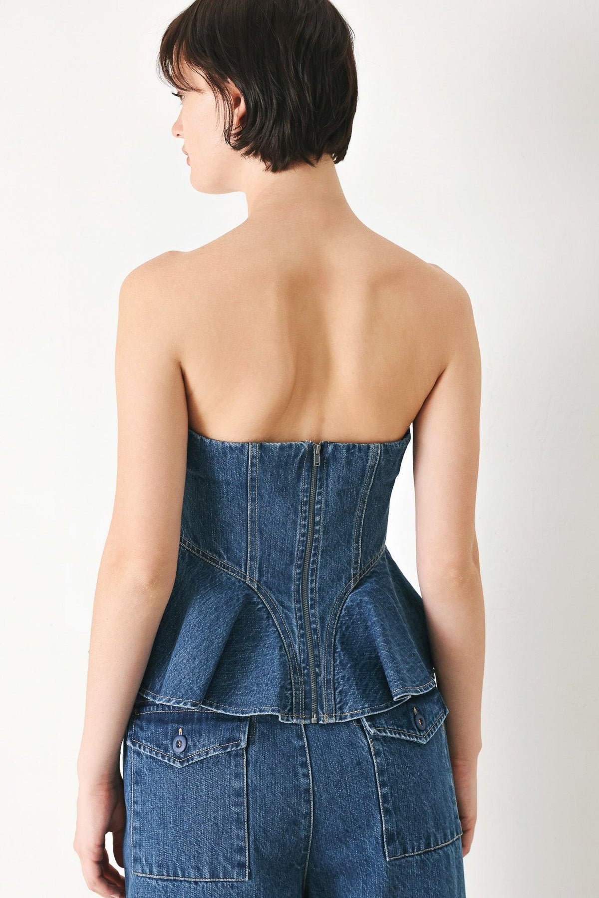 TOP DE DENIM BUSTIER CON ESTAMPADO DE FLORES AZULES