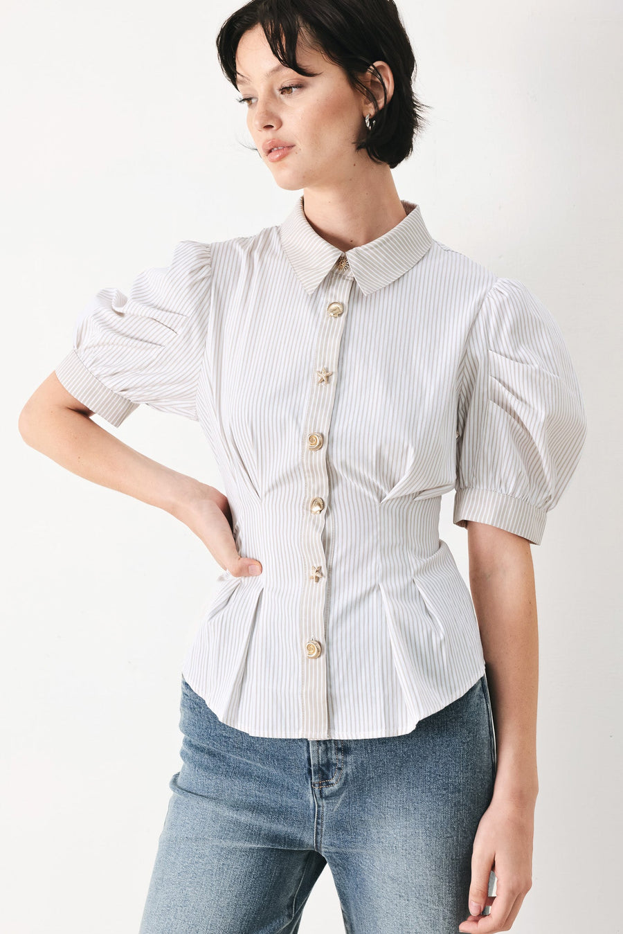 COASTAL LIGHT WOVEN TOP