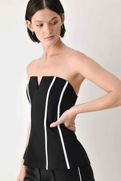 BLACK AND WHITE REIGN WOVEN TUBE TOP